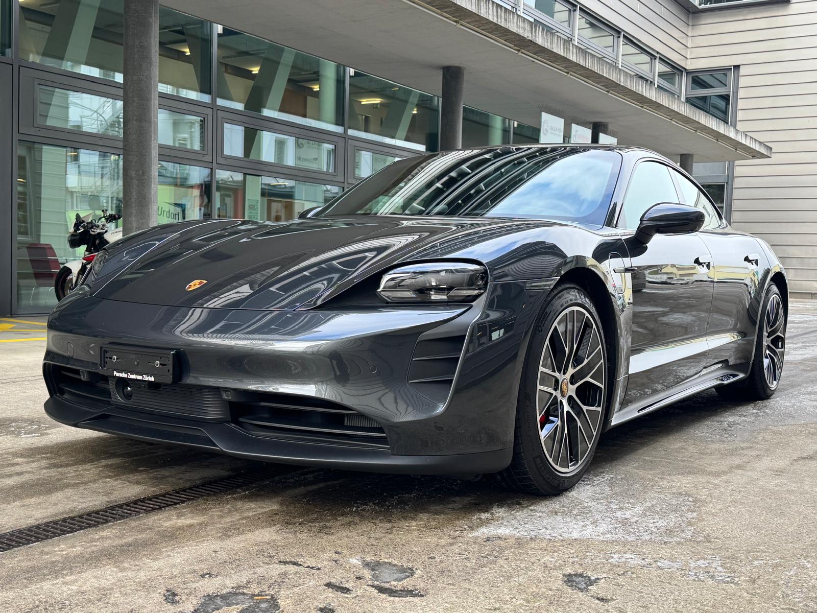PORSCHE Taycan GTS-image-1