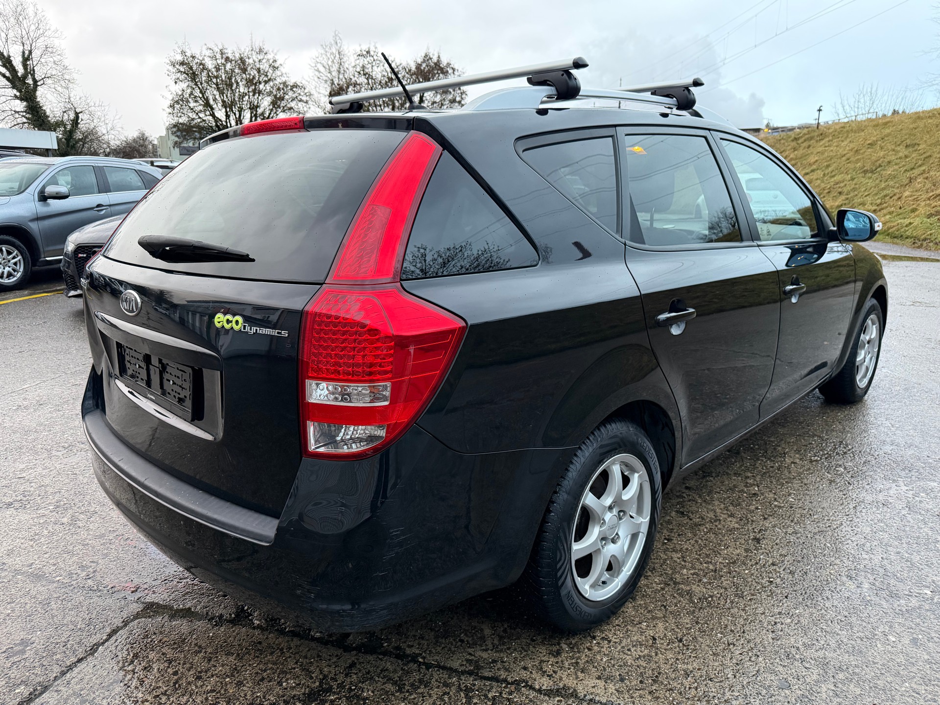 KIA Cee'd Sporty Wagon 1.6 CRDi Style-image-3