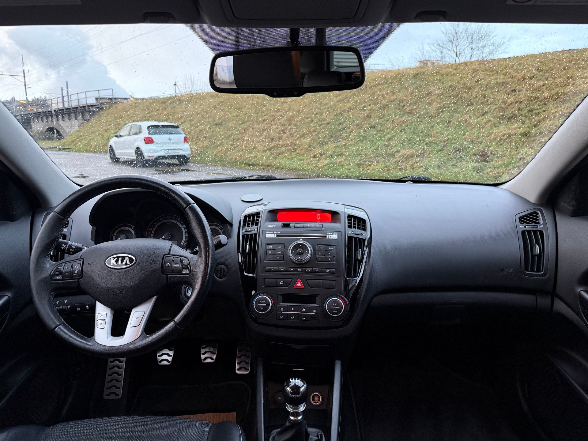 KIA Cee'd Sporty Wagon 1.6 CRDi Style-image-9