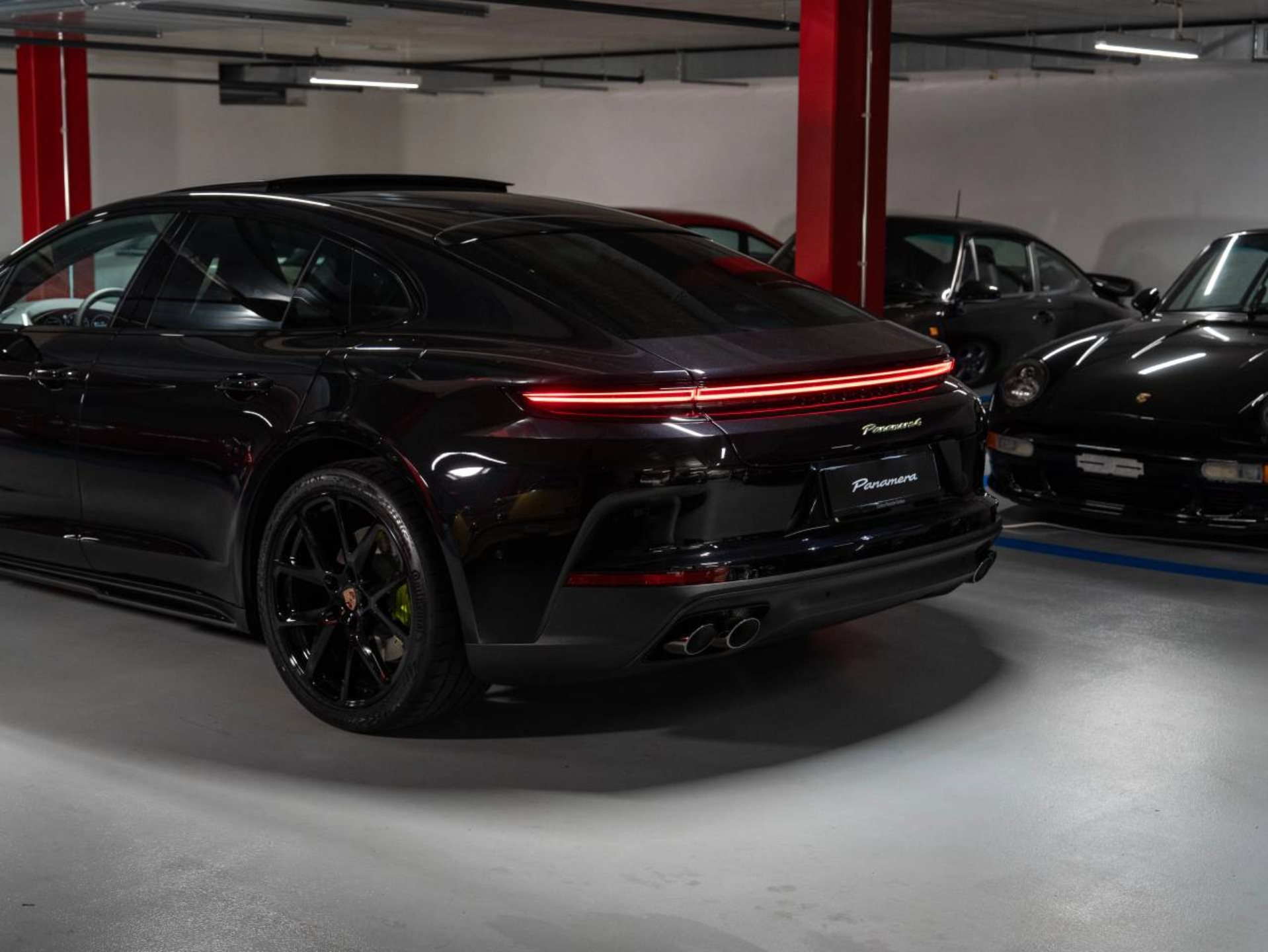 PORSCHE Panamera 4 E-Hybrid-image-24