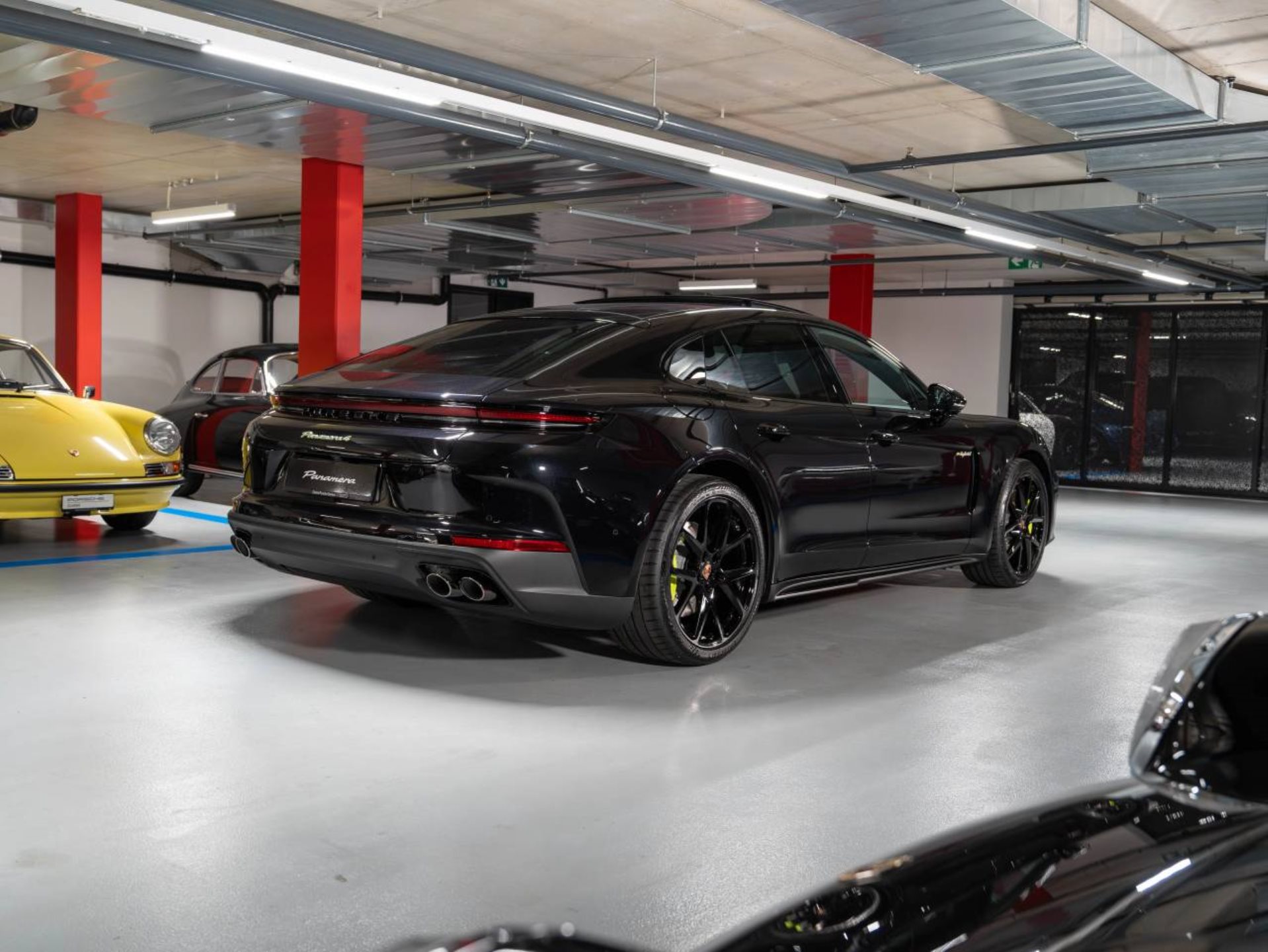 PORSCHE Panamera 4 E-Hybrid-image-6