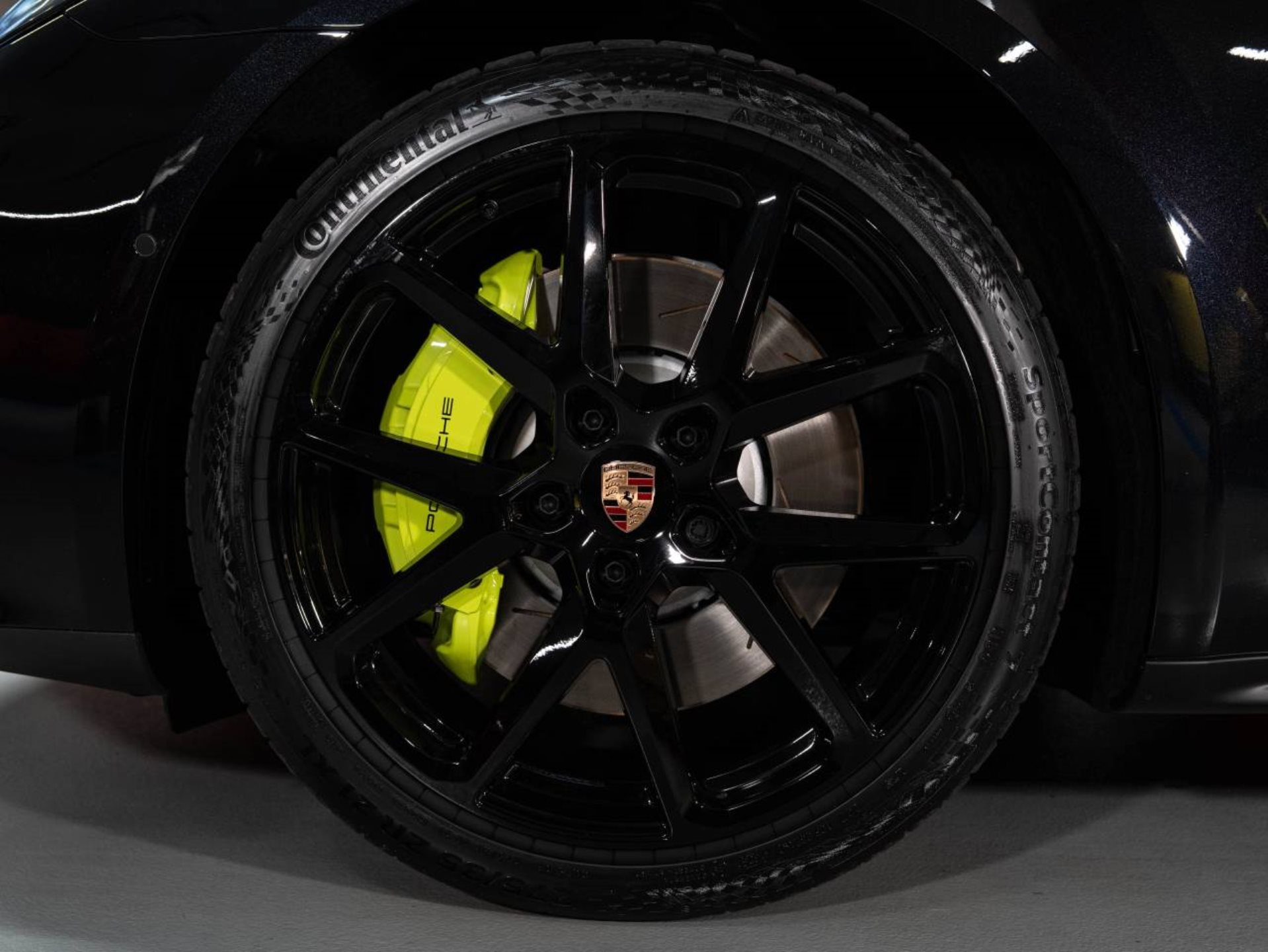 PORSCHE Panamera 4 E-Hybrid-image-22