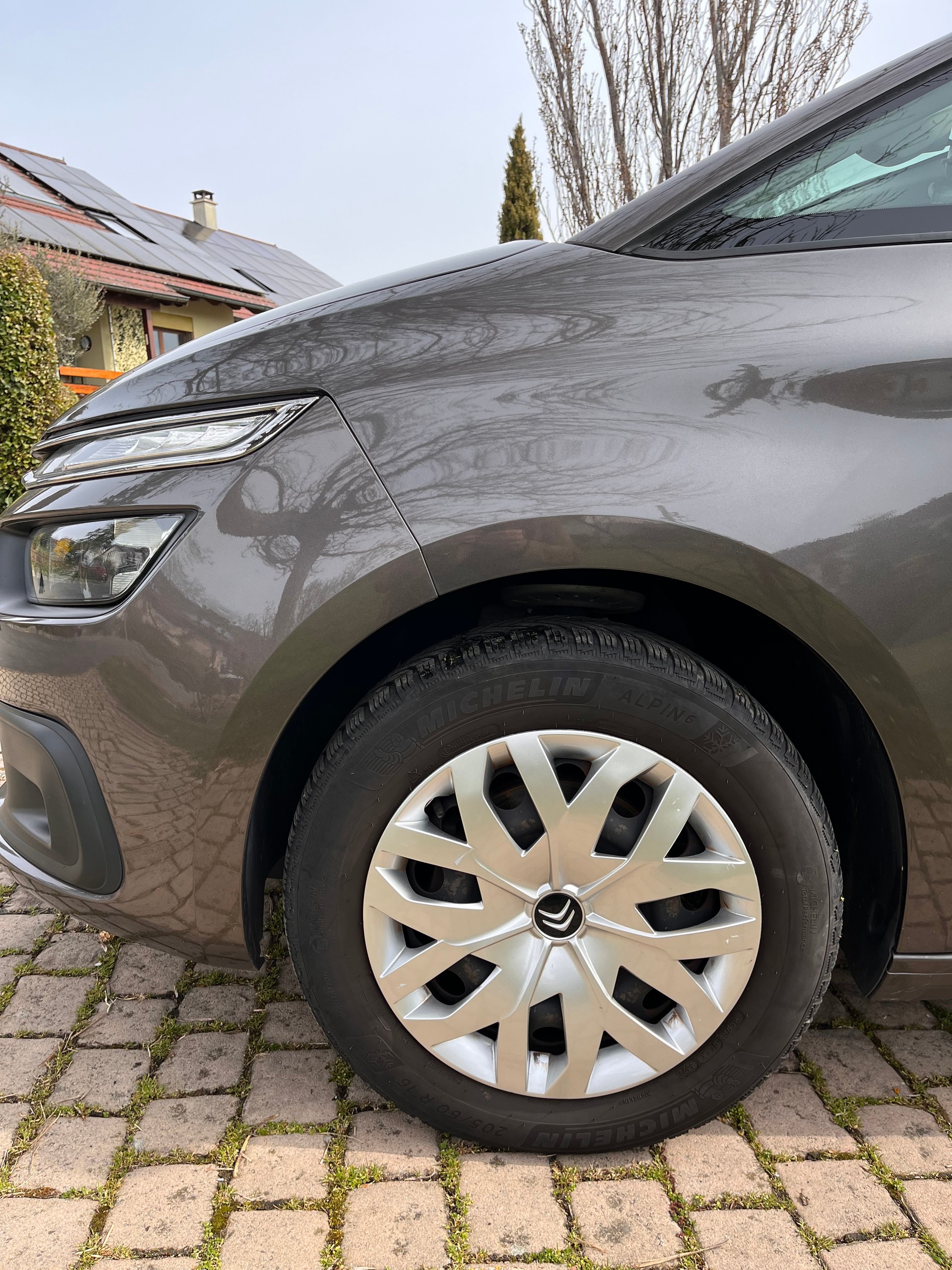 CITROEN C4 Picasso 1.2 Pure Tech Attraction-image-3