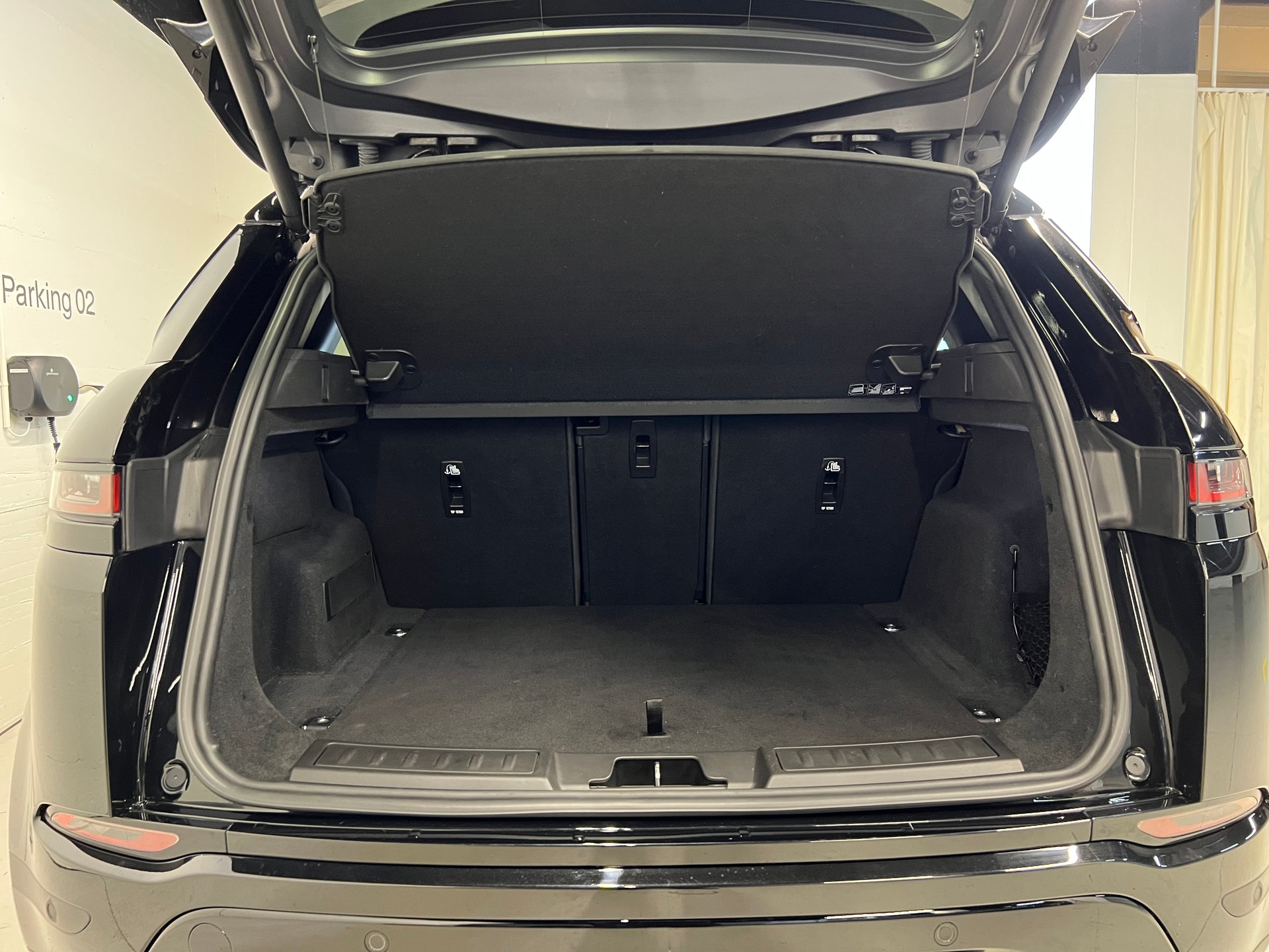 LAND ROVER Range Rover Evoque 1.5 T 300e SE-image-11