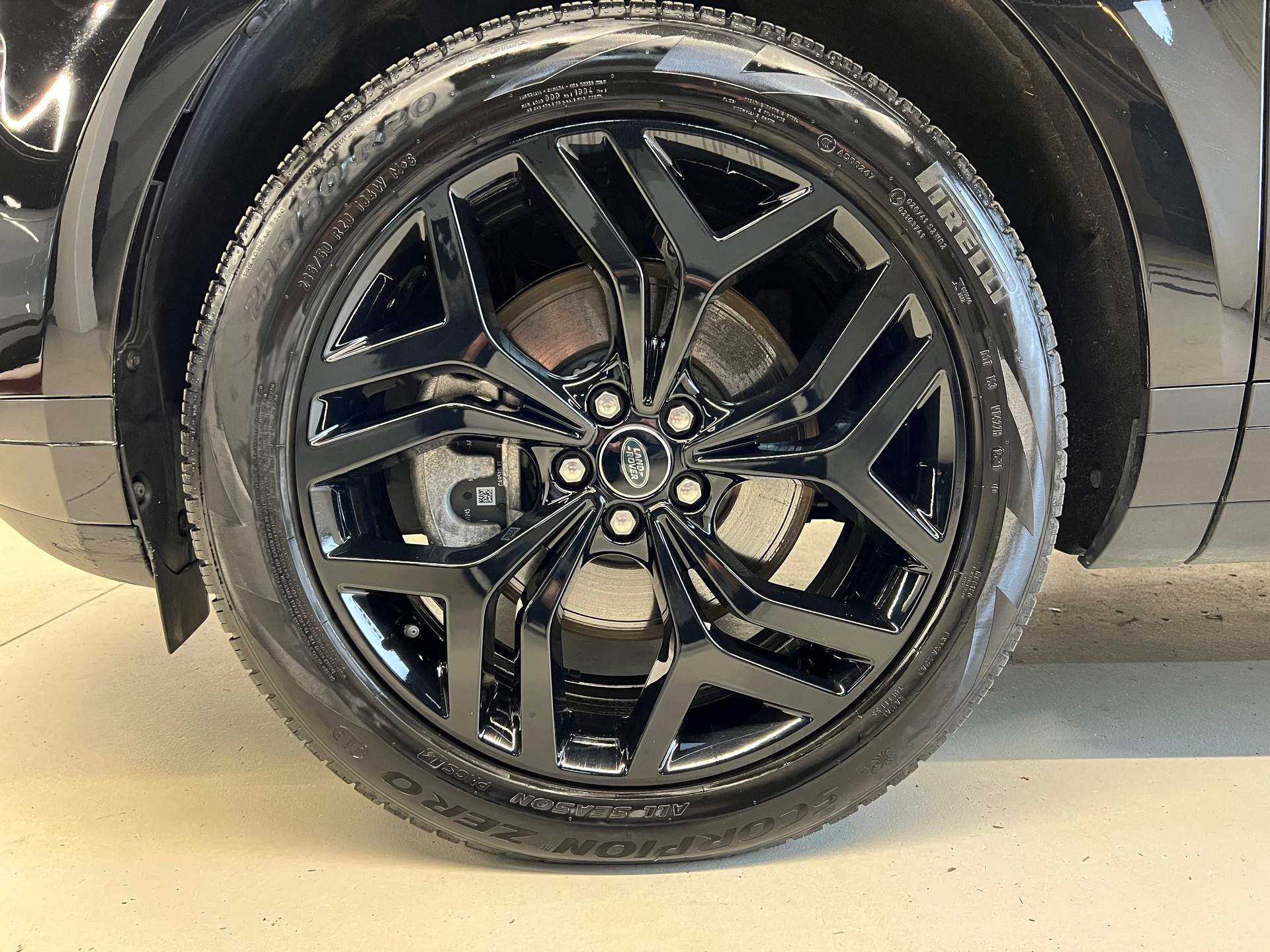 LAND ROVER Range Rover Evoque 1.5 T 300e SE-image-10