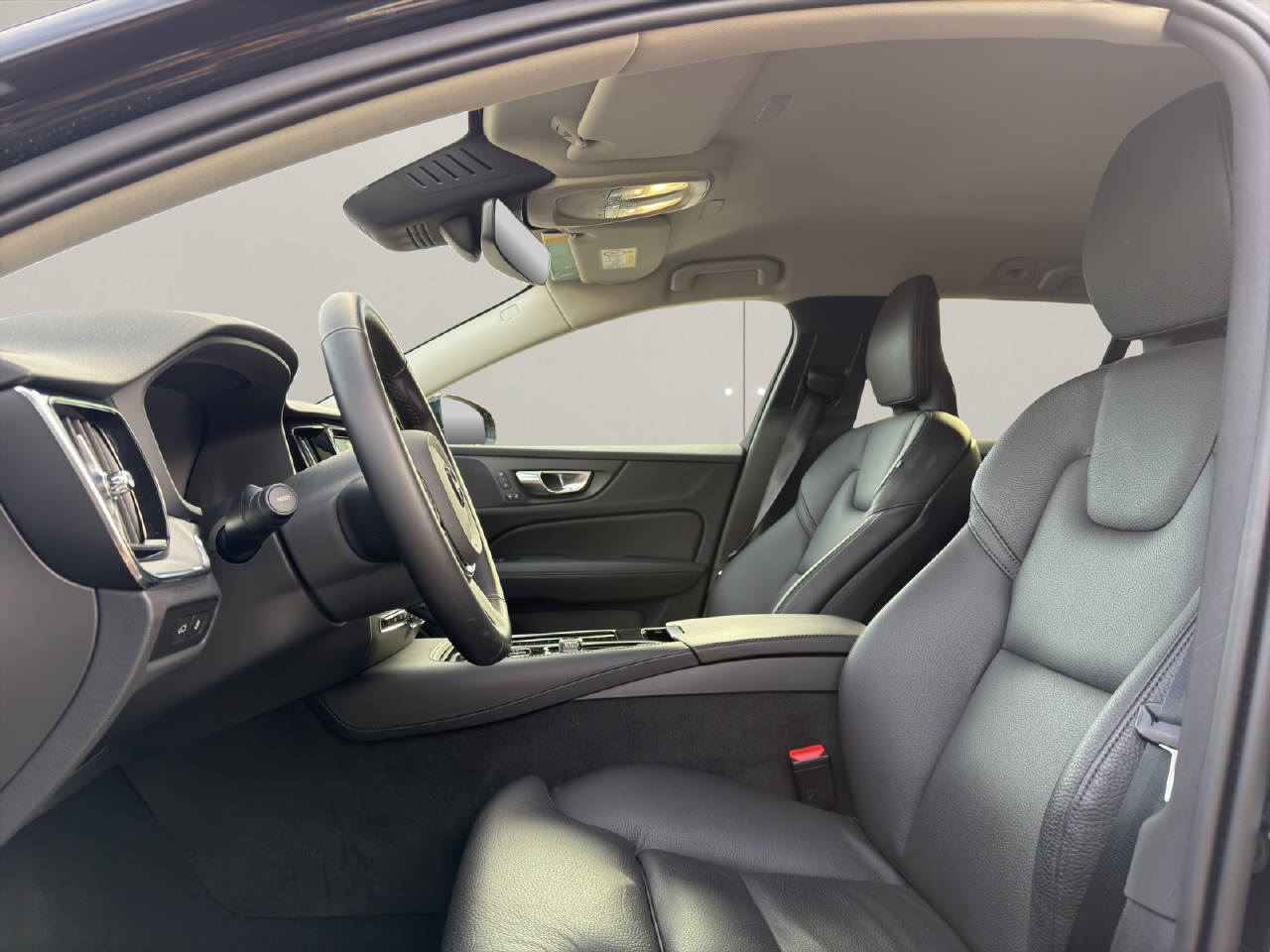 VOLVO V60 2.0 T6 TE Plus Dark eAWD .-image-10