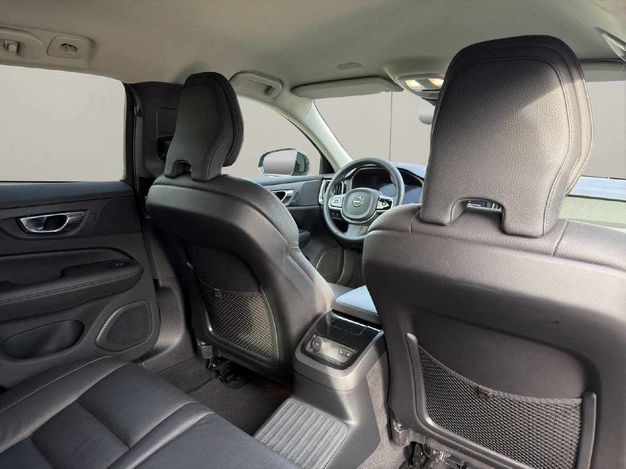 VOLVO V60 2.0 T6 TE Plus Dark eAWD .-image-4
