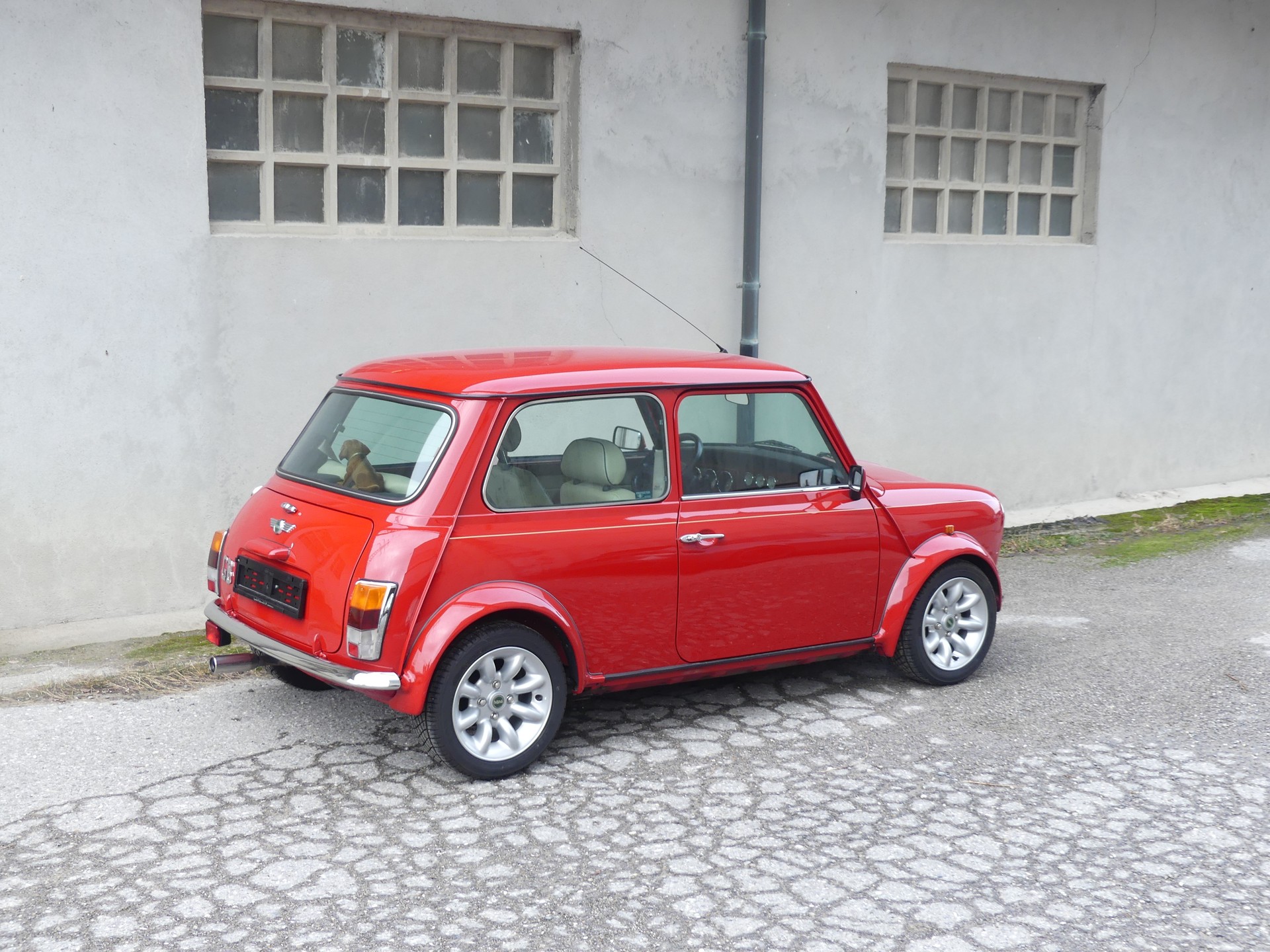 MINI 1.3i-image-2