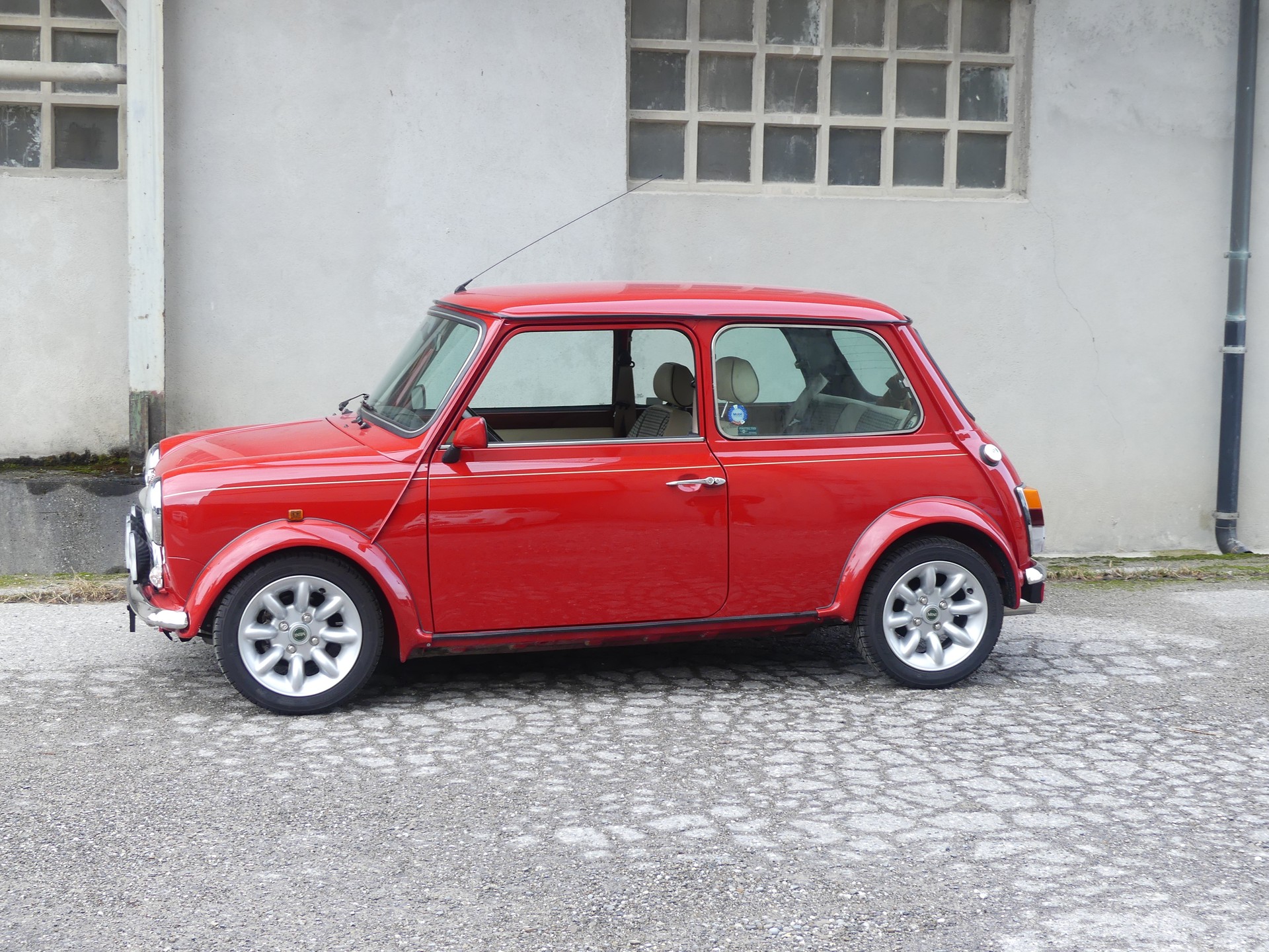MINI 1.3i-image-3