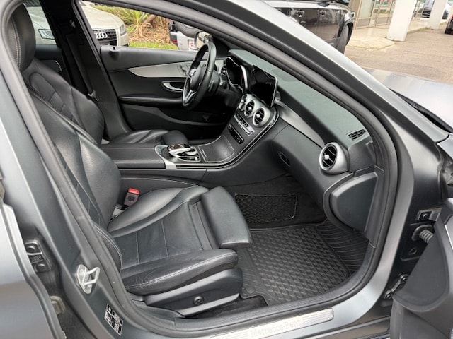 MERCEDES-BENZ C 200 4Matic 9G-Tronic-image-13