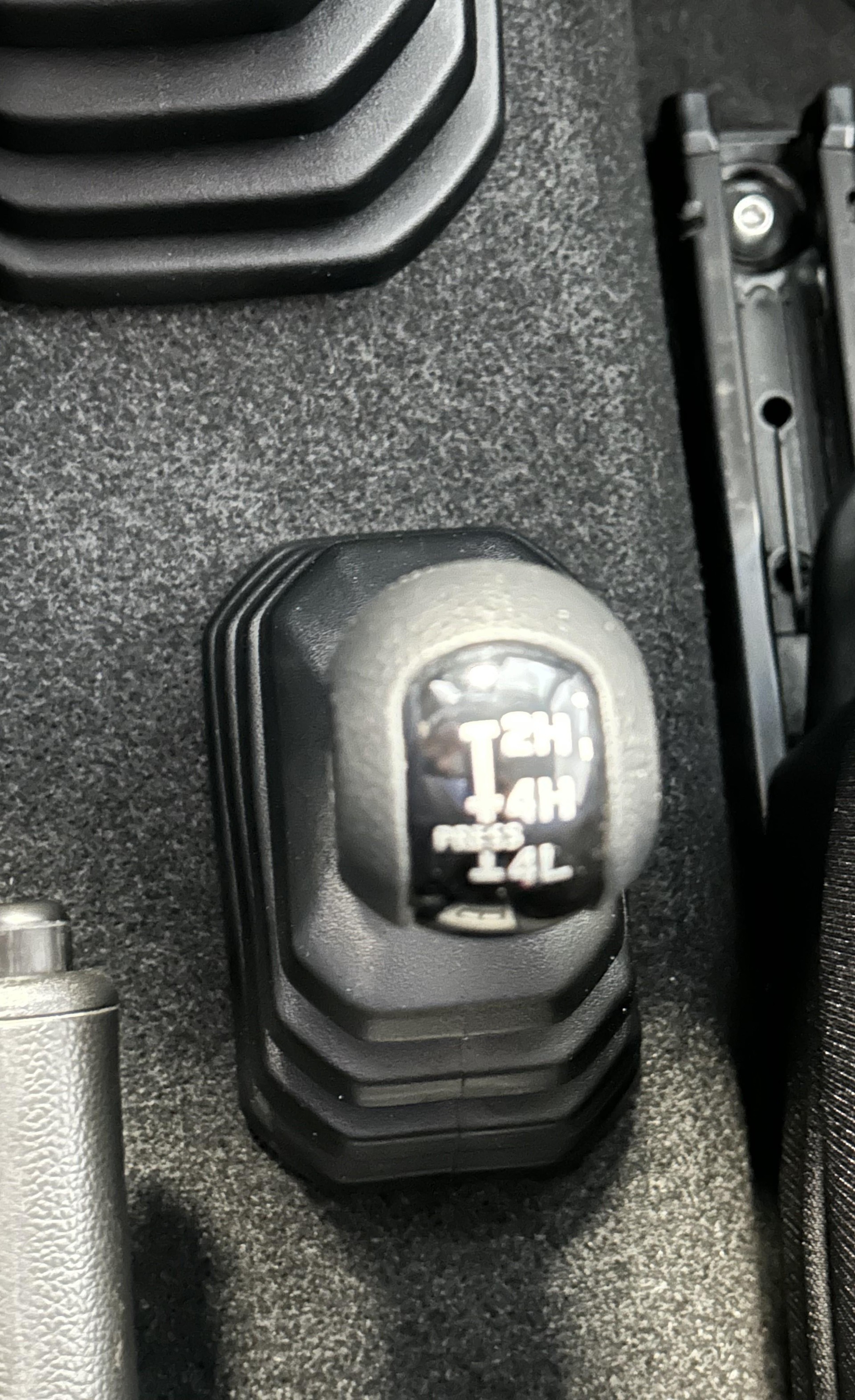 SUZUKI Jimny 1.5 Unico 4 PLACES/4 SITZE-image-13