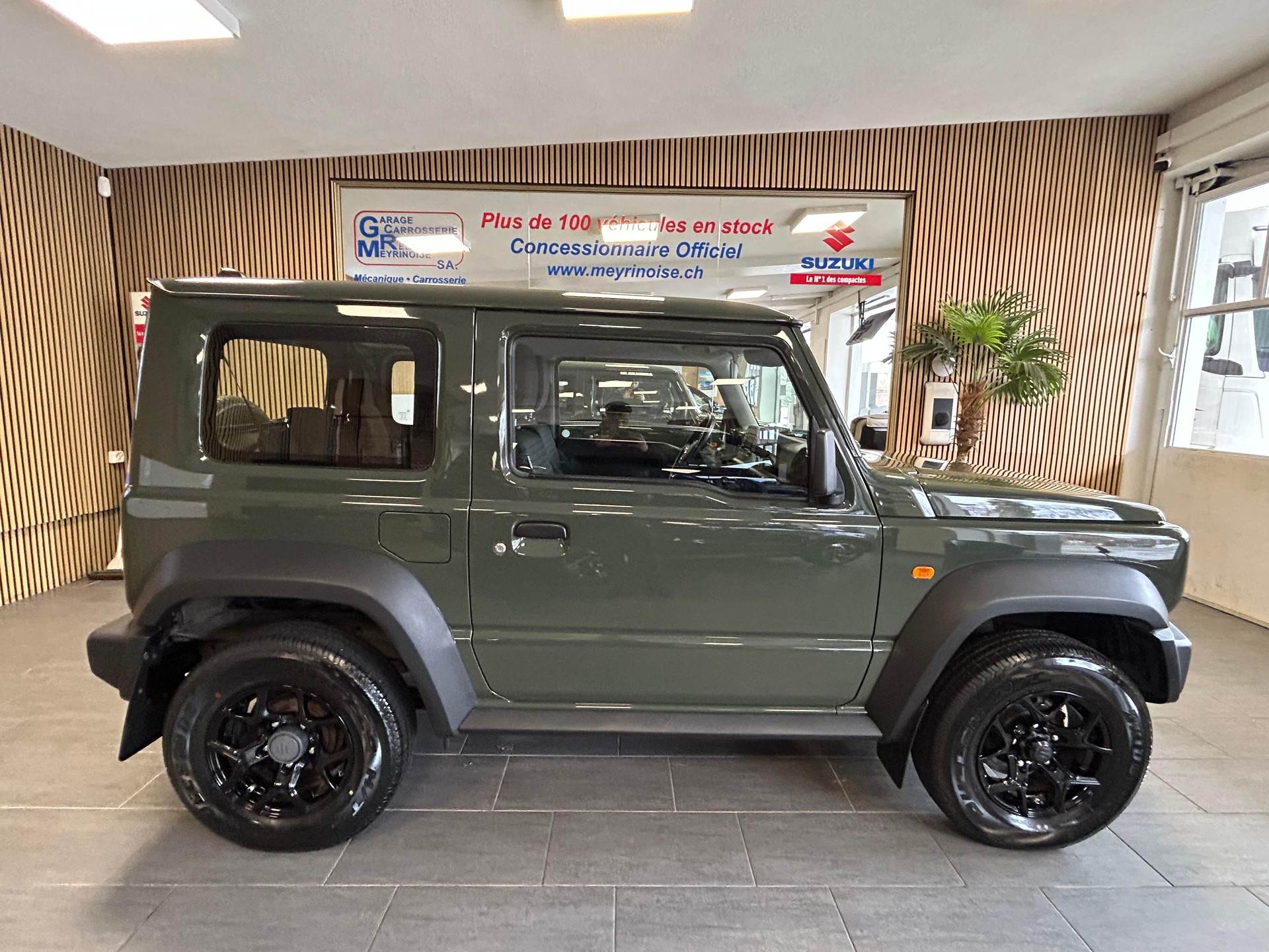 SUZUKI Jimny 1.5 Unico 4 PLACES/4 SITZE-image-0