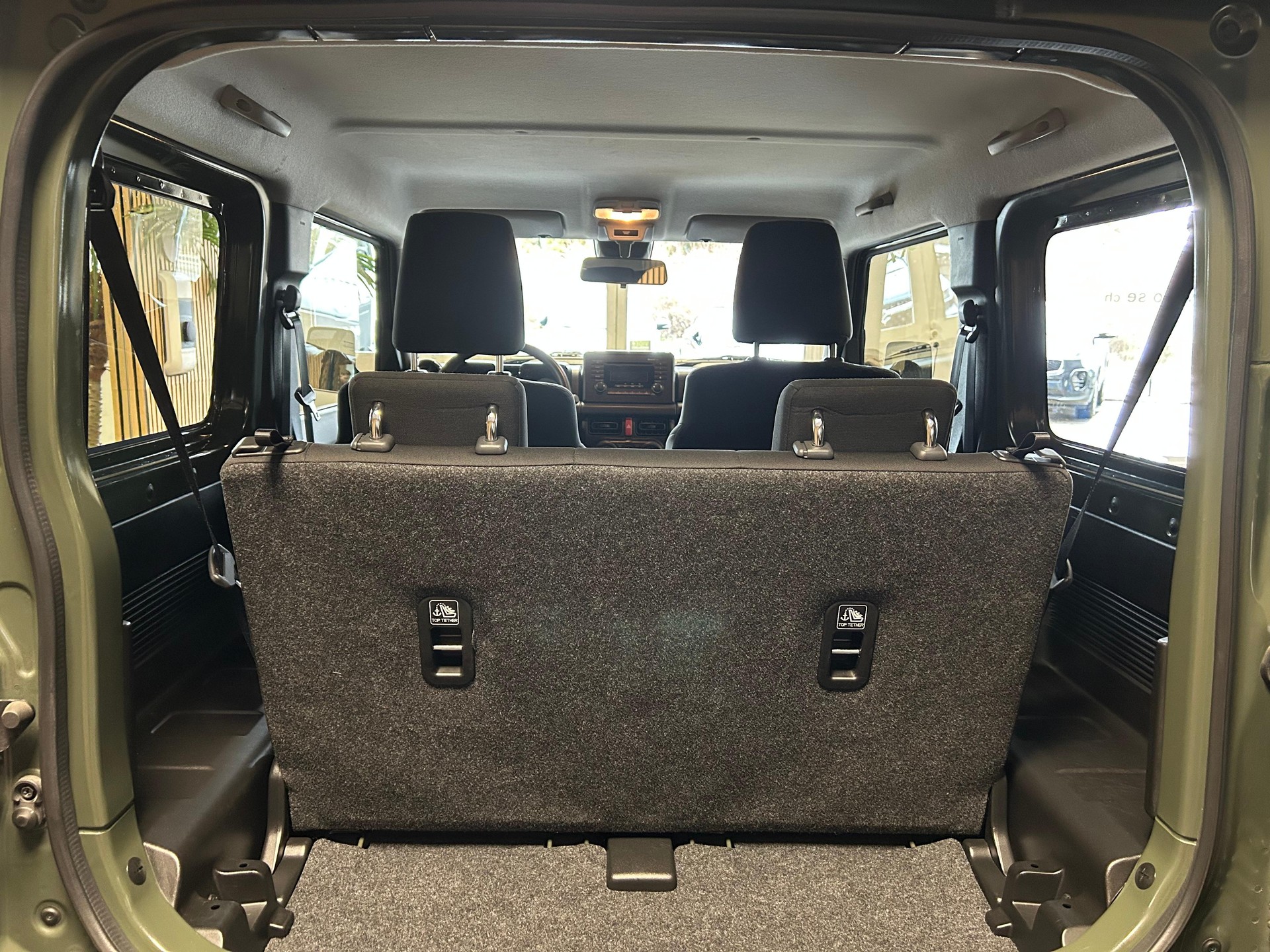 SUZUKI Jimny 1.5 Unico 4 PLACES/4 SITZE-image-17