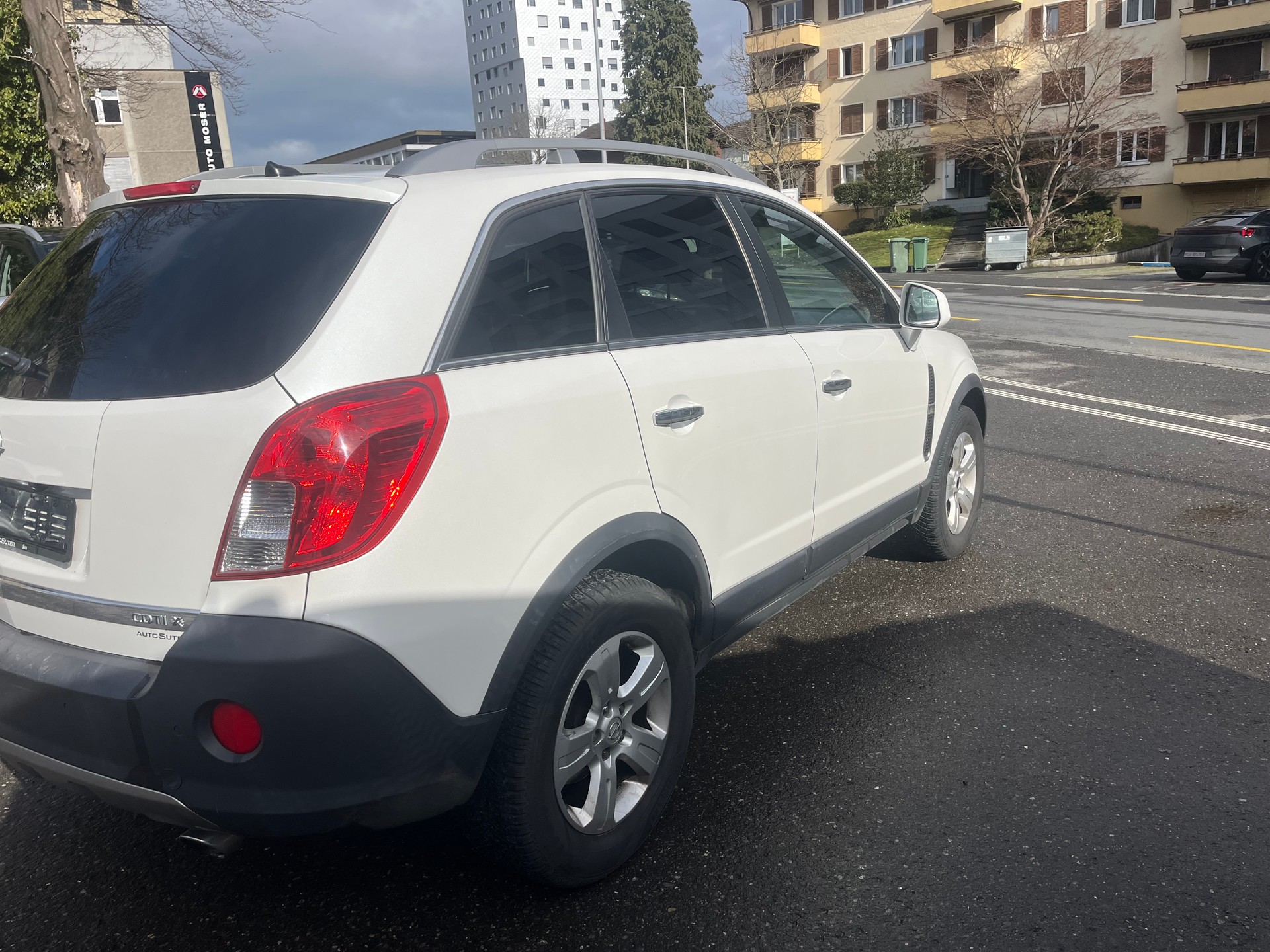OPEL Antara 2.2 CDTi Cosmo 4WD Automatic-image-4