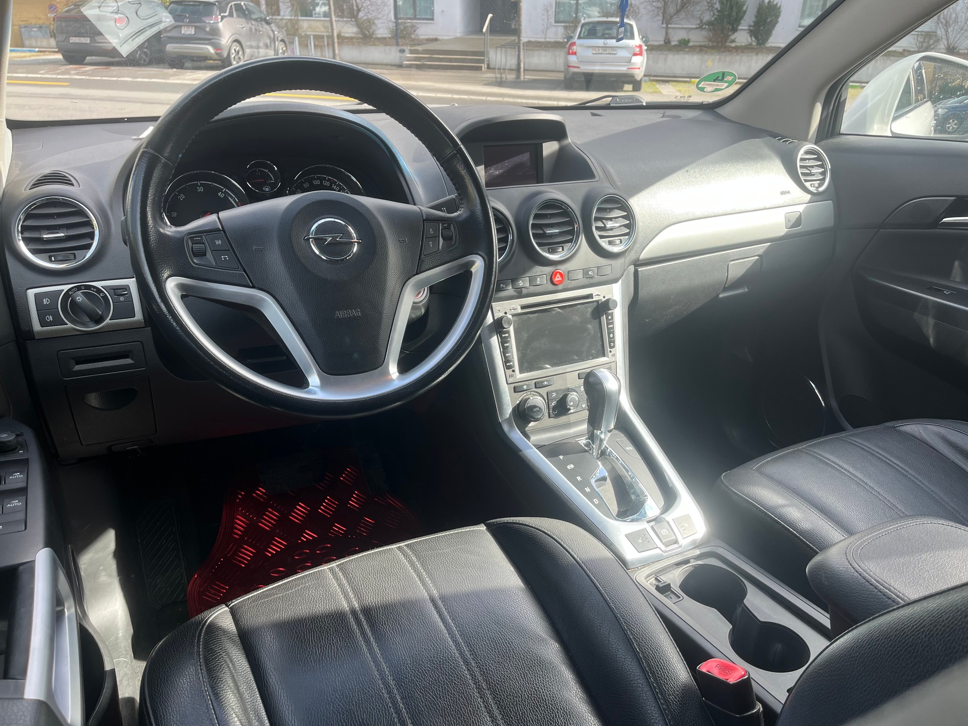 OPEL Antara 2.2 CDTi Cosmo 4WD Automatic-image-7