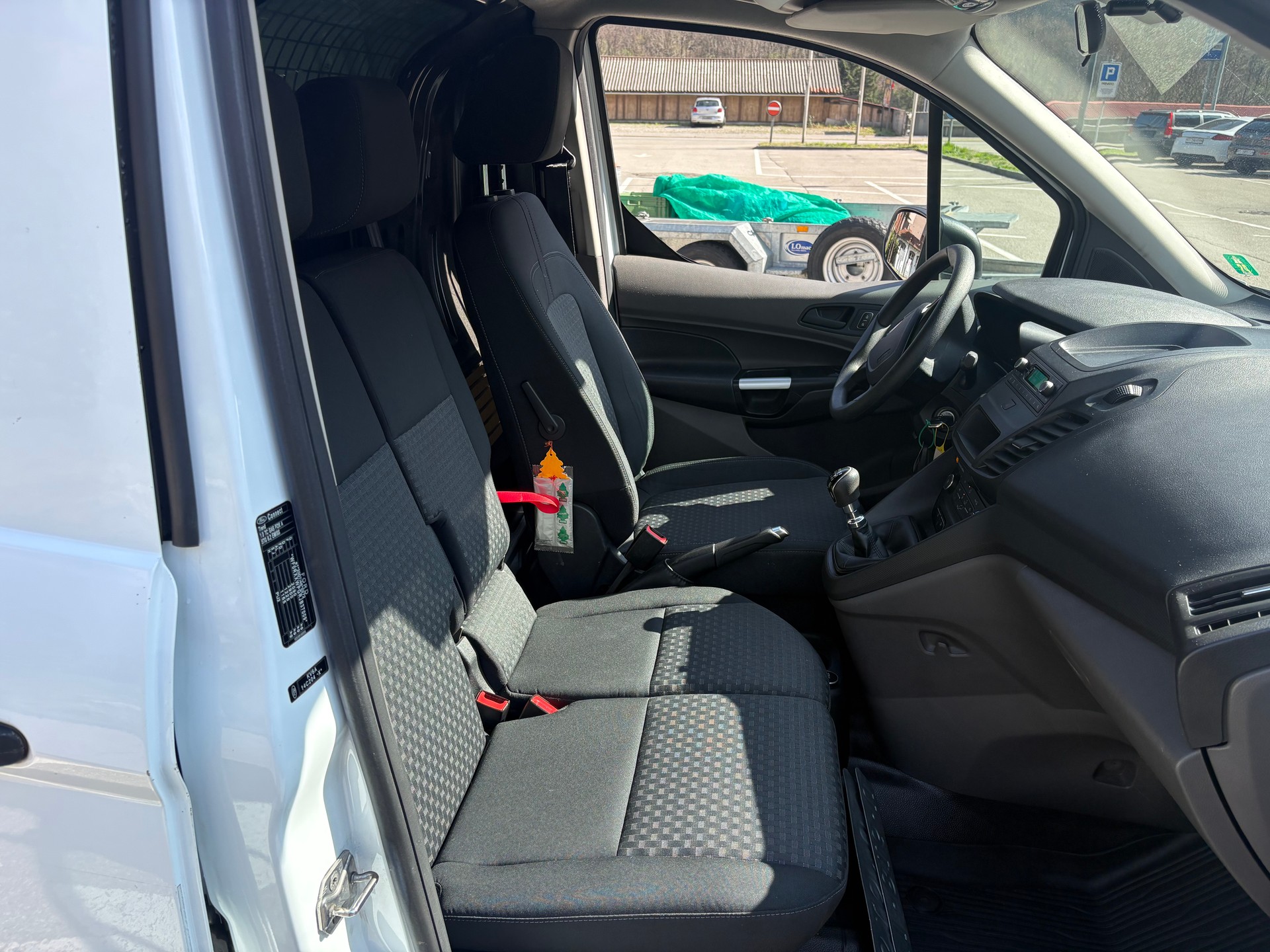 FORD Transit Connect Van T200 1.0 EcoBoost Trend-image-10