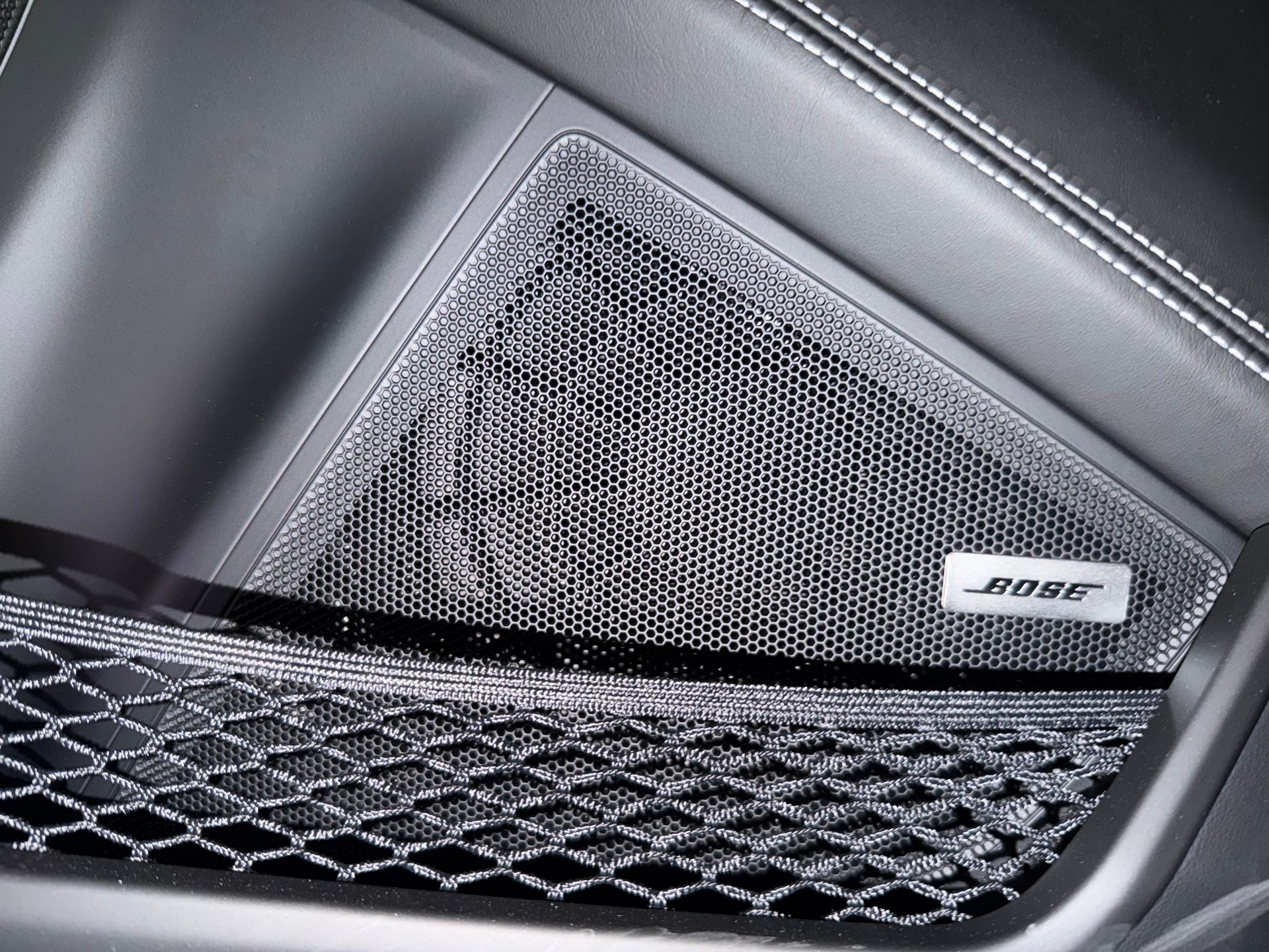 PORSCHE 911 GT3 RS Weissach-image-13