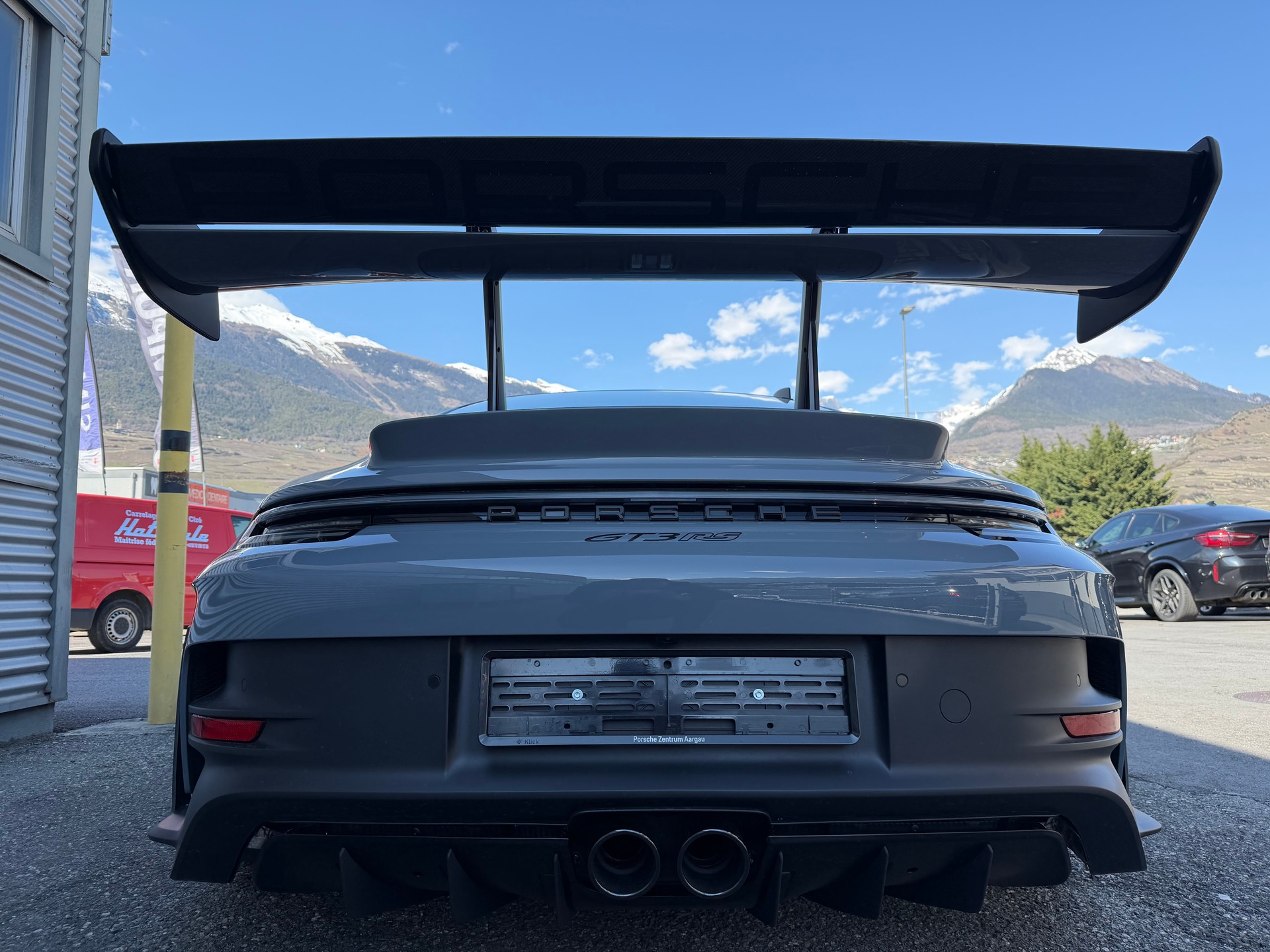 PORSCHE 911 GT3 RS Weissach-image-4