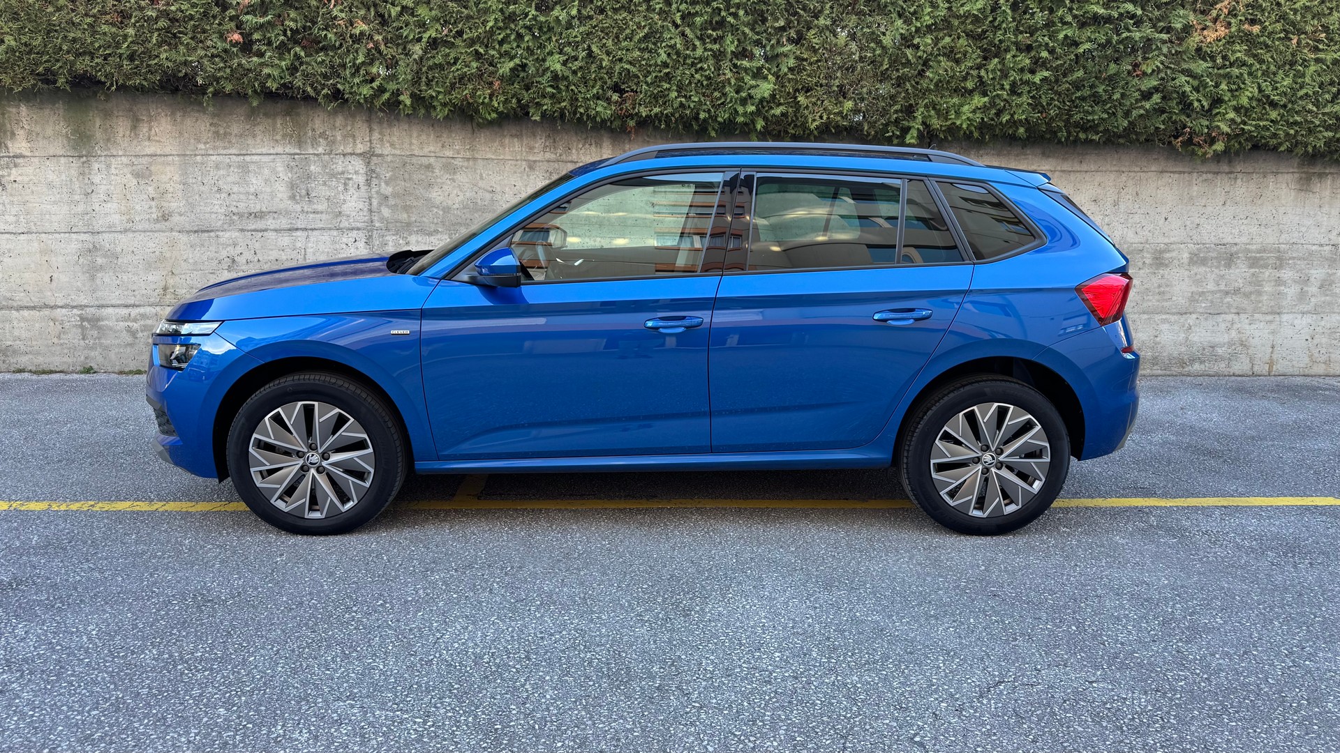 SKODA Kamiq 1.0 TSI Ambition DSG-showroom-element-1