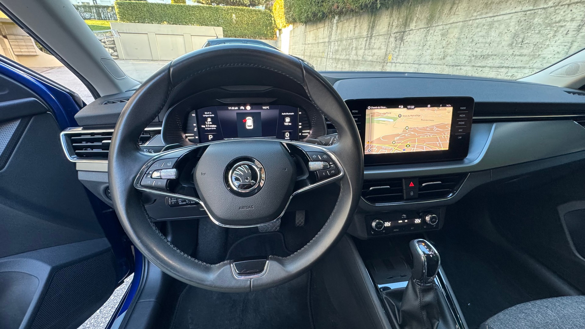 SKODA Kamiq 1.0 TSI Ambition DSG-image-12