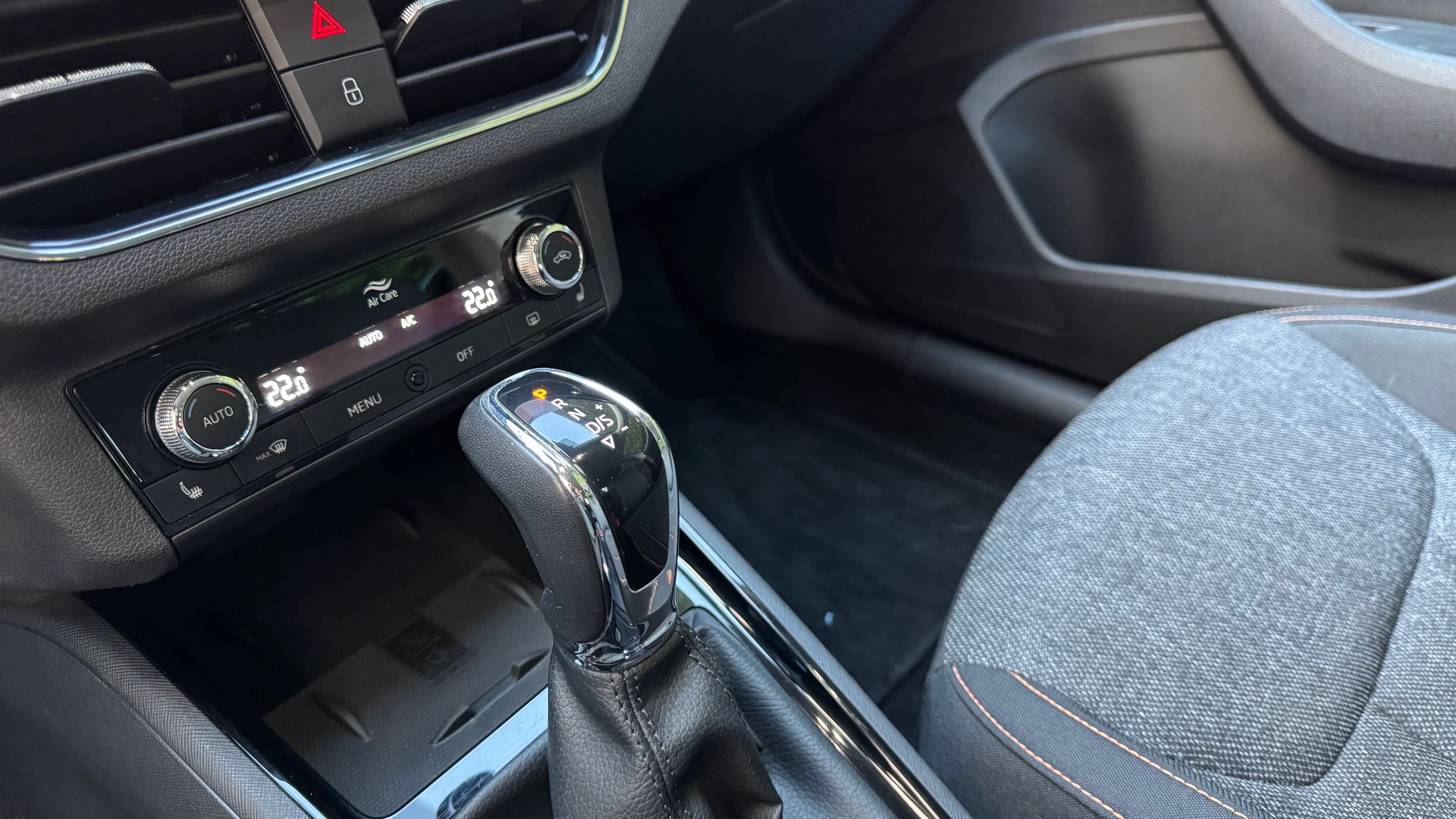 SKODA Kamiq 1.0 TSI Ambition DSG-image-13