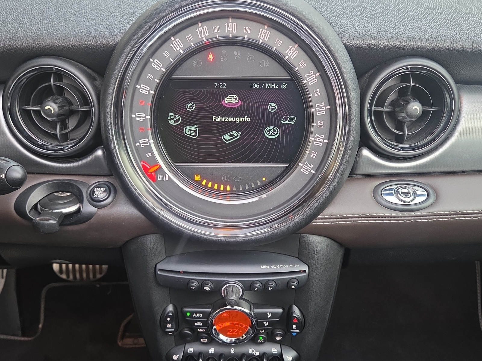 MINI Cooper S Cabriolet Steptronic-image-14