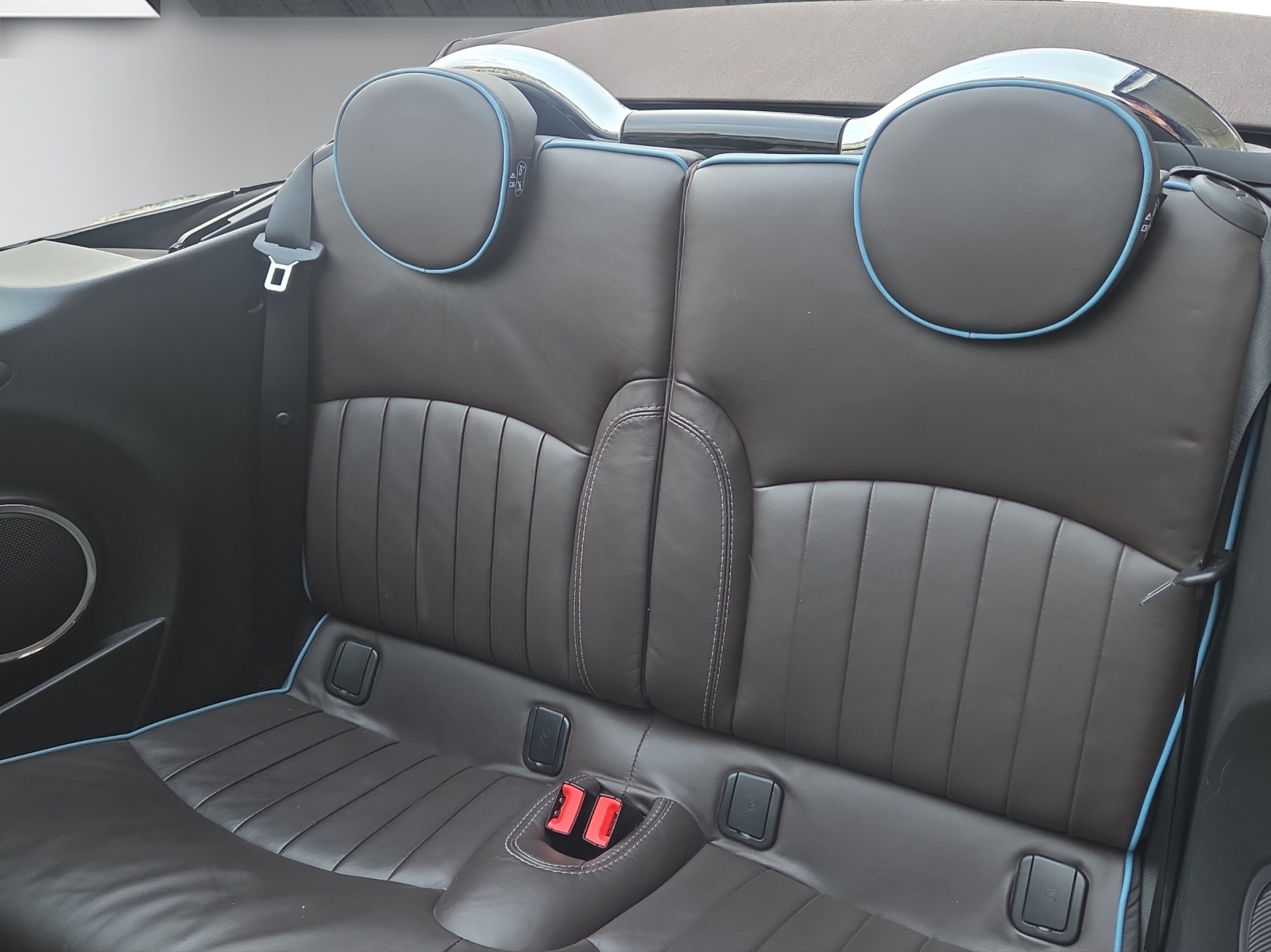 MINI Cooper S Cabriolet Steptronic-image-17