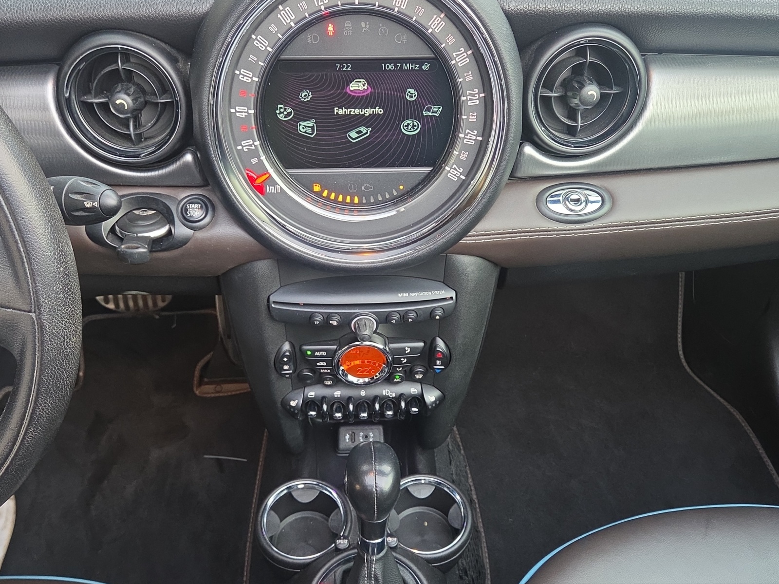 MINI Cooper S Cabriolet Steptronic-image-13