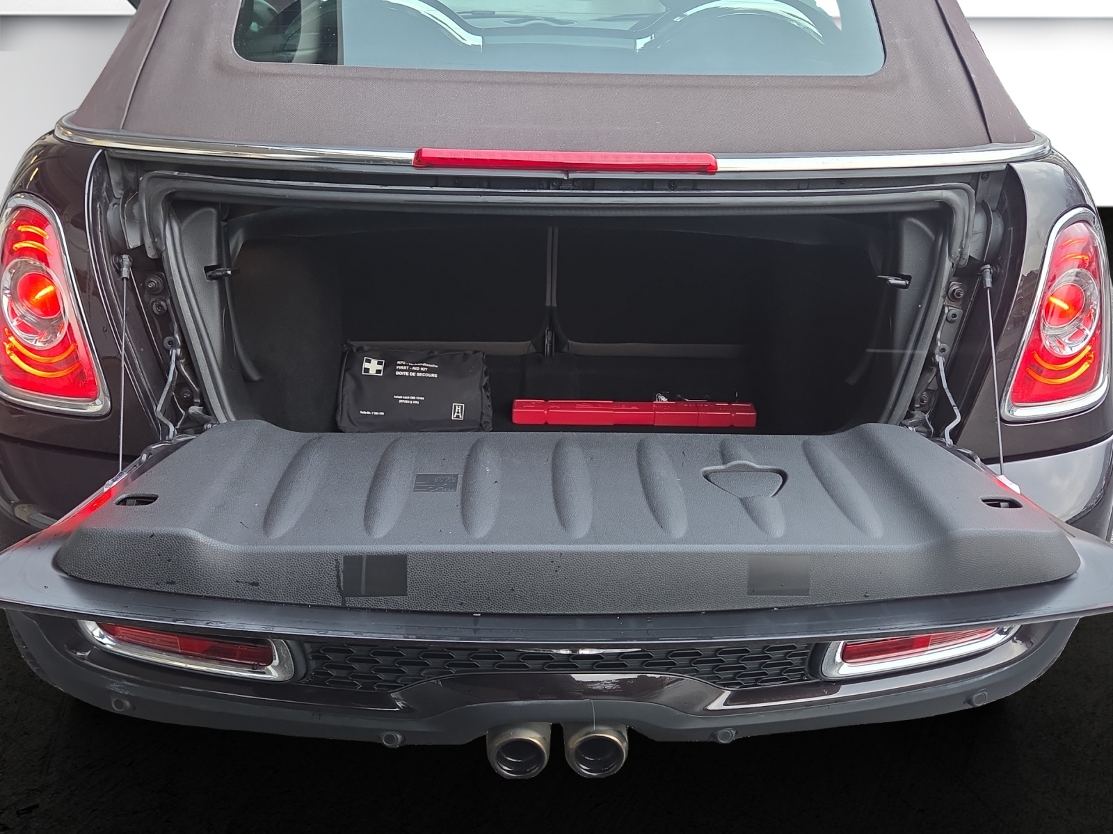 MINI Cooper S Cabriolet Steptronic-image-18