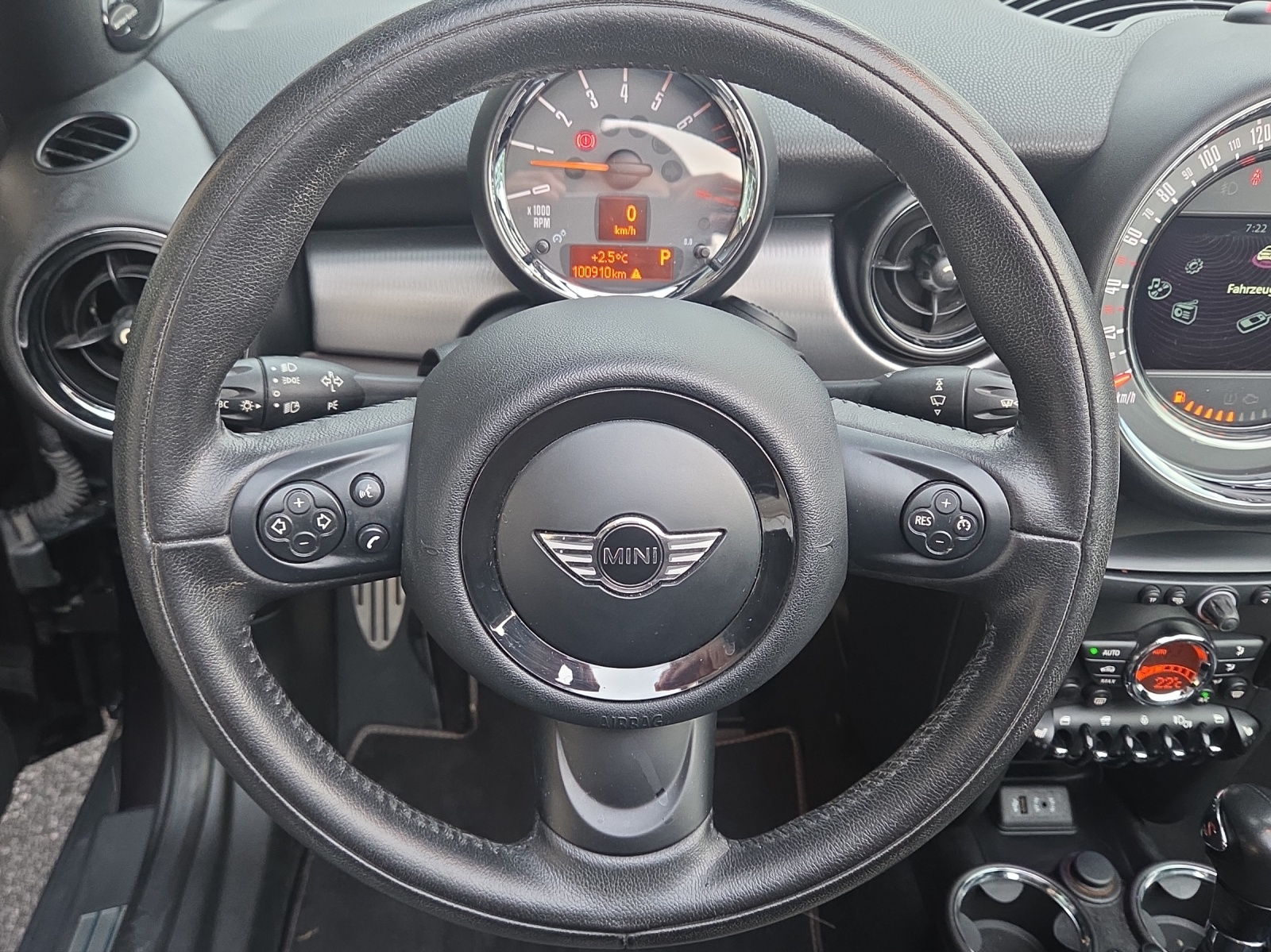 MINI Cooper S Cabriolet Steptronic-image-12