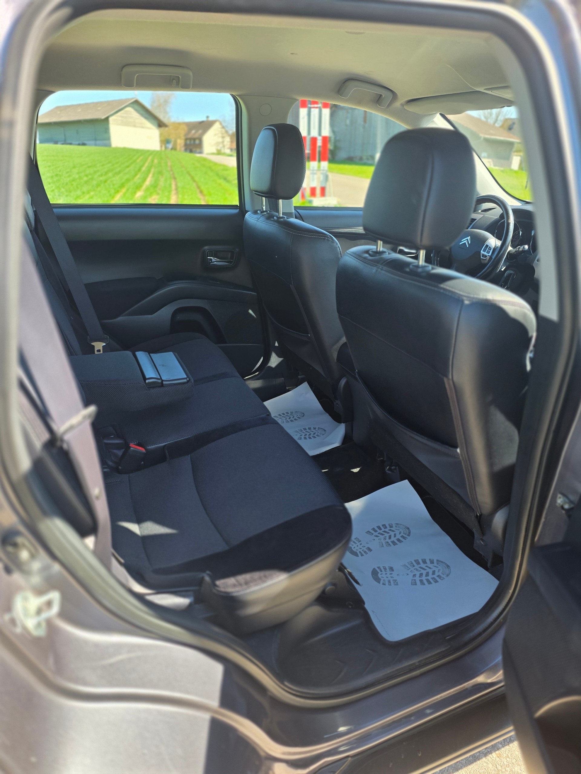 CITROEN C-Crosser 2.2 HDi VTR DCS6-image-15