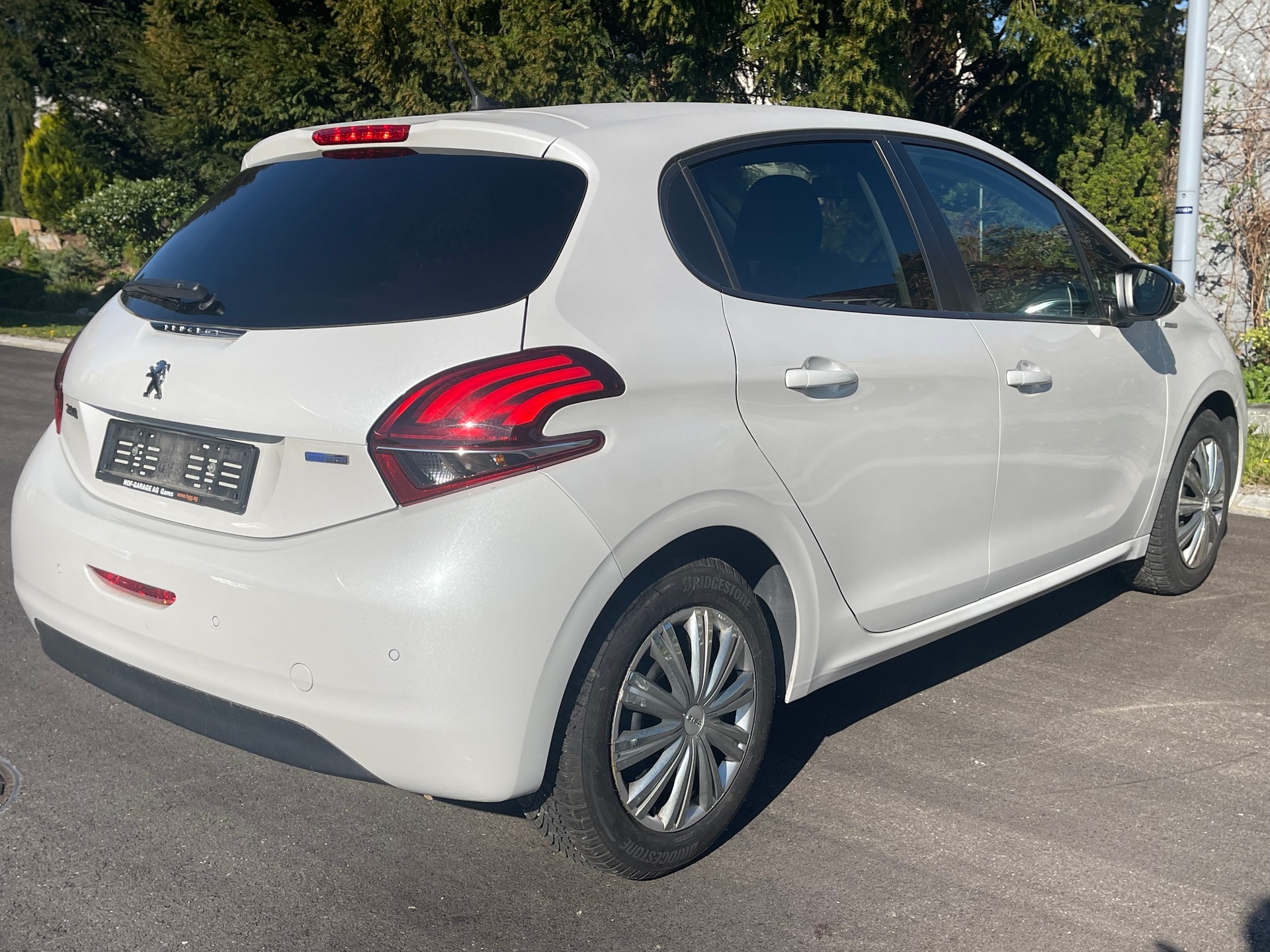 PEUGEOT 208 1.2 PureTech Access-image-3