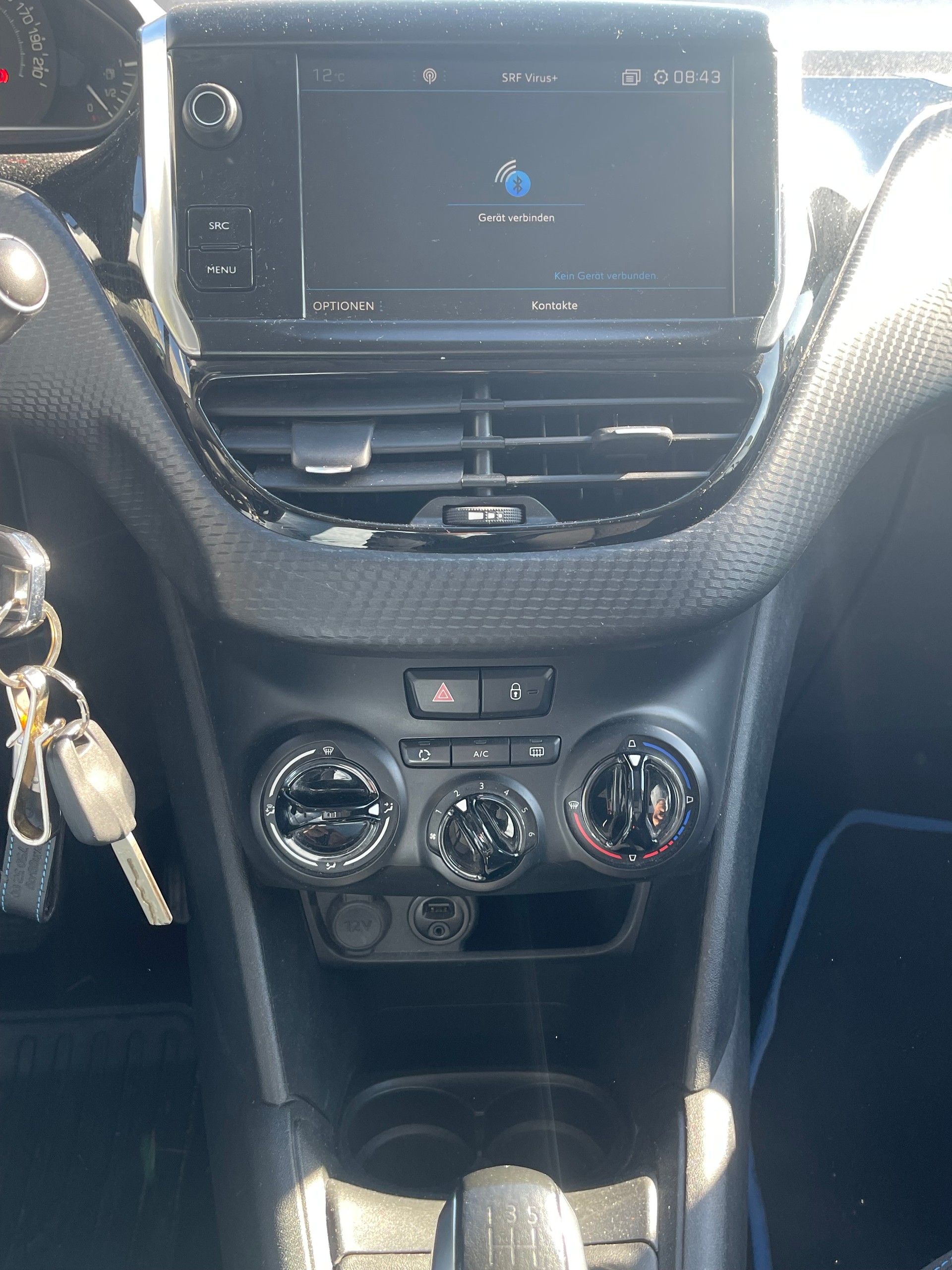 PEUGEOT 208 1.2 PureTech Access-image-9