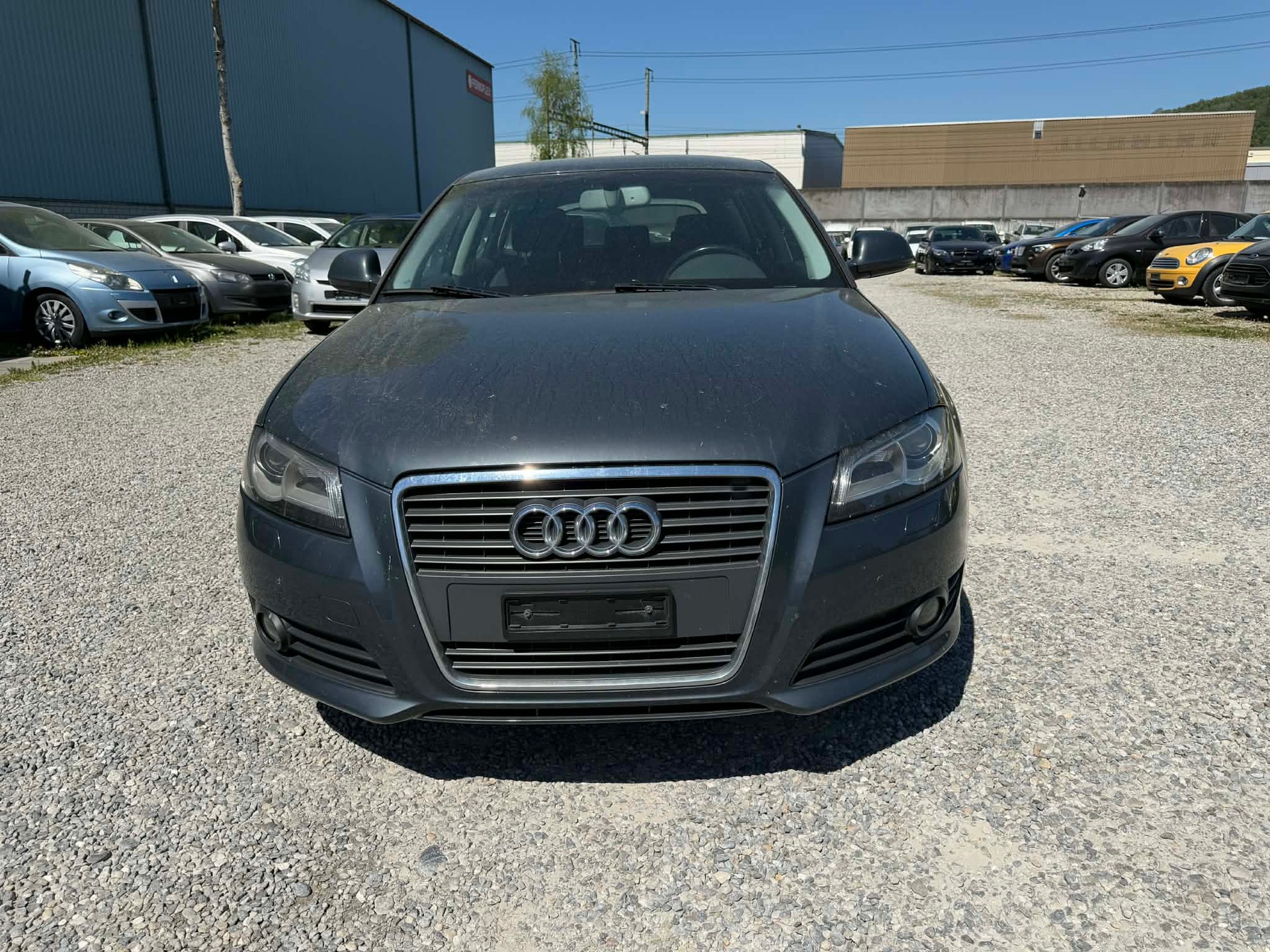 AUDI A3 Sportback 1.8 TFSI Ambiente S-tronic-image-2
