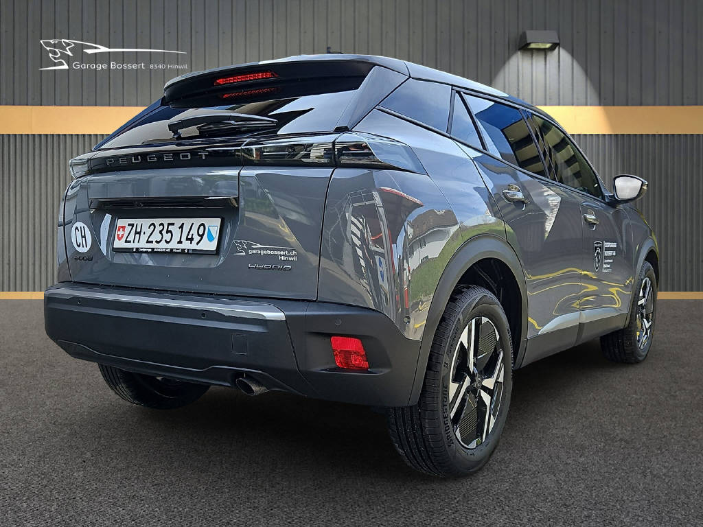 PEUGEOT 2008 1.2 mHY 110PS Allure-image-4