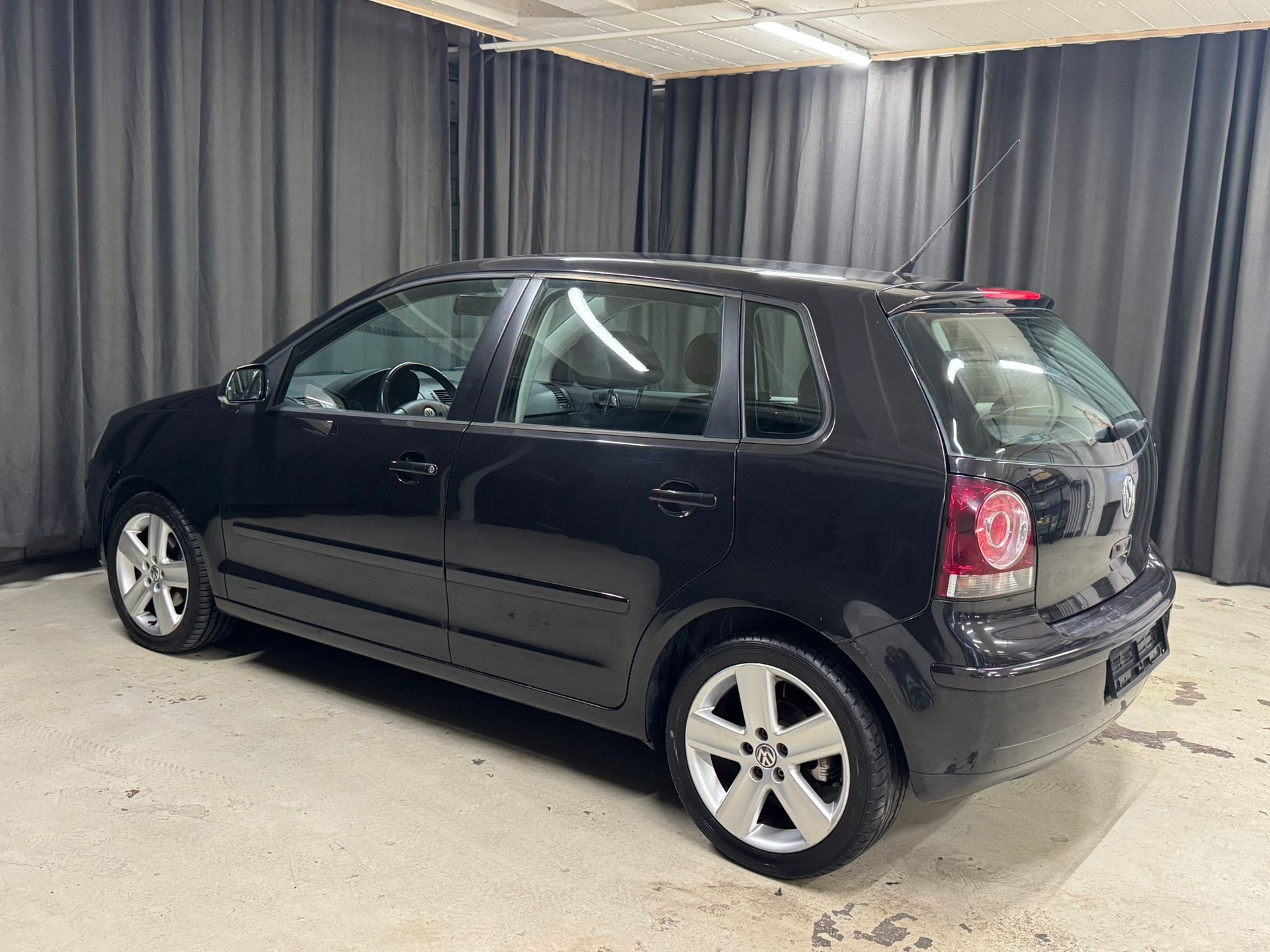 VW Polo 1.4 16V FSI Highline-image-4
