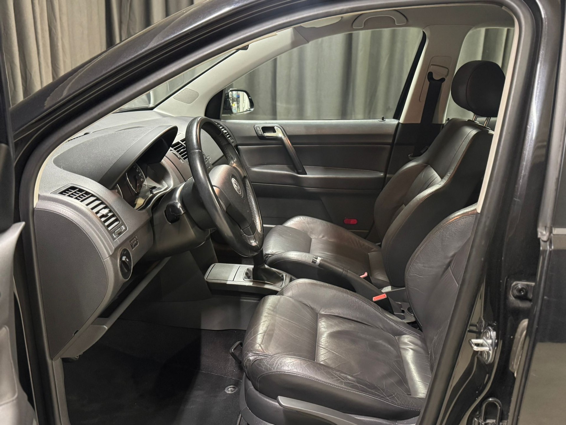VW Polo 1.4 16V FSI Highline-image-6