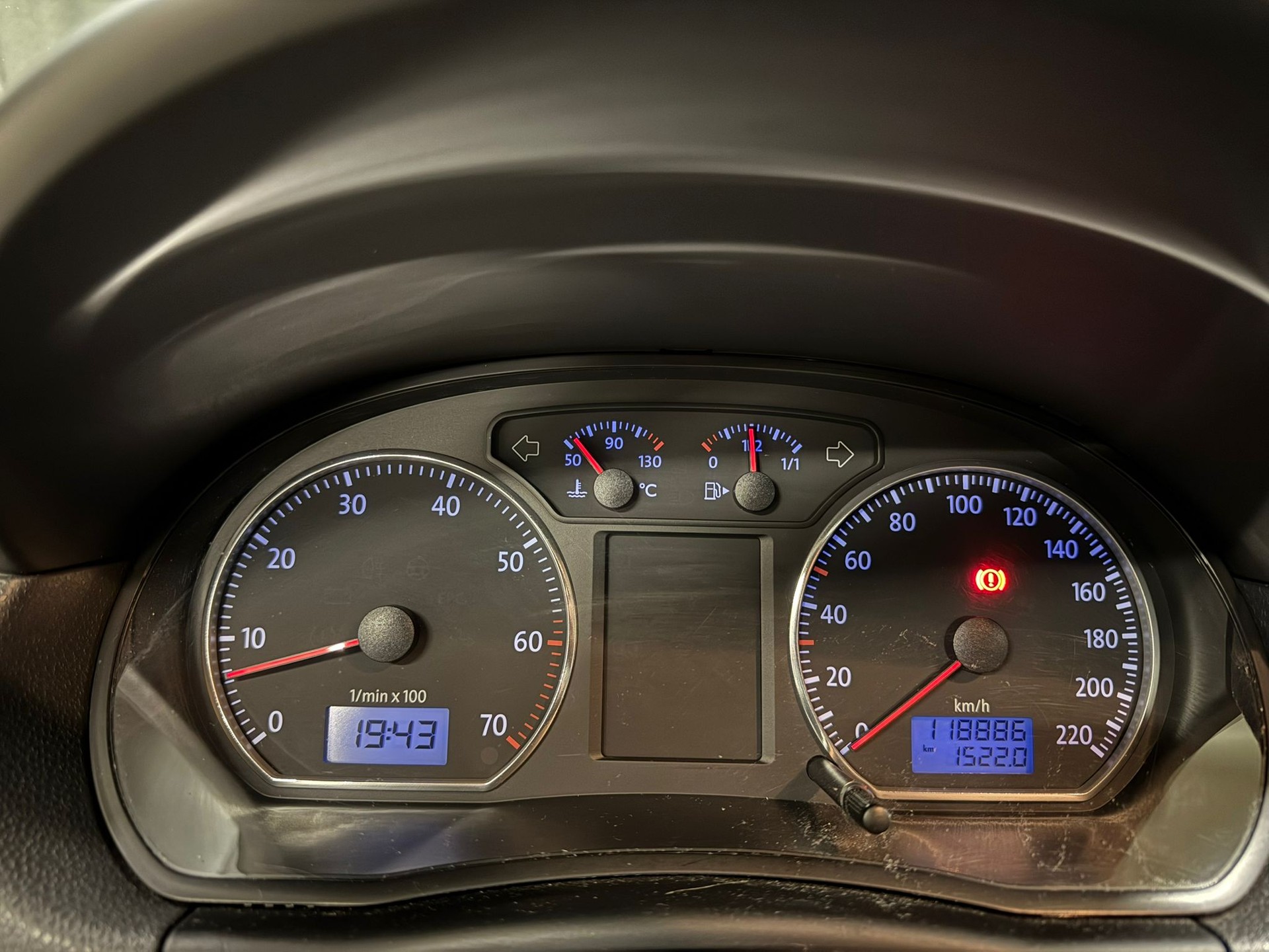 VW Polo 1.4 16V FSI Highline-image-9
