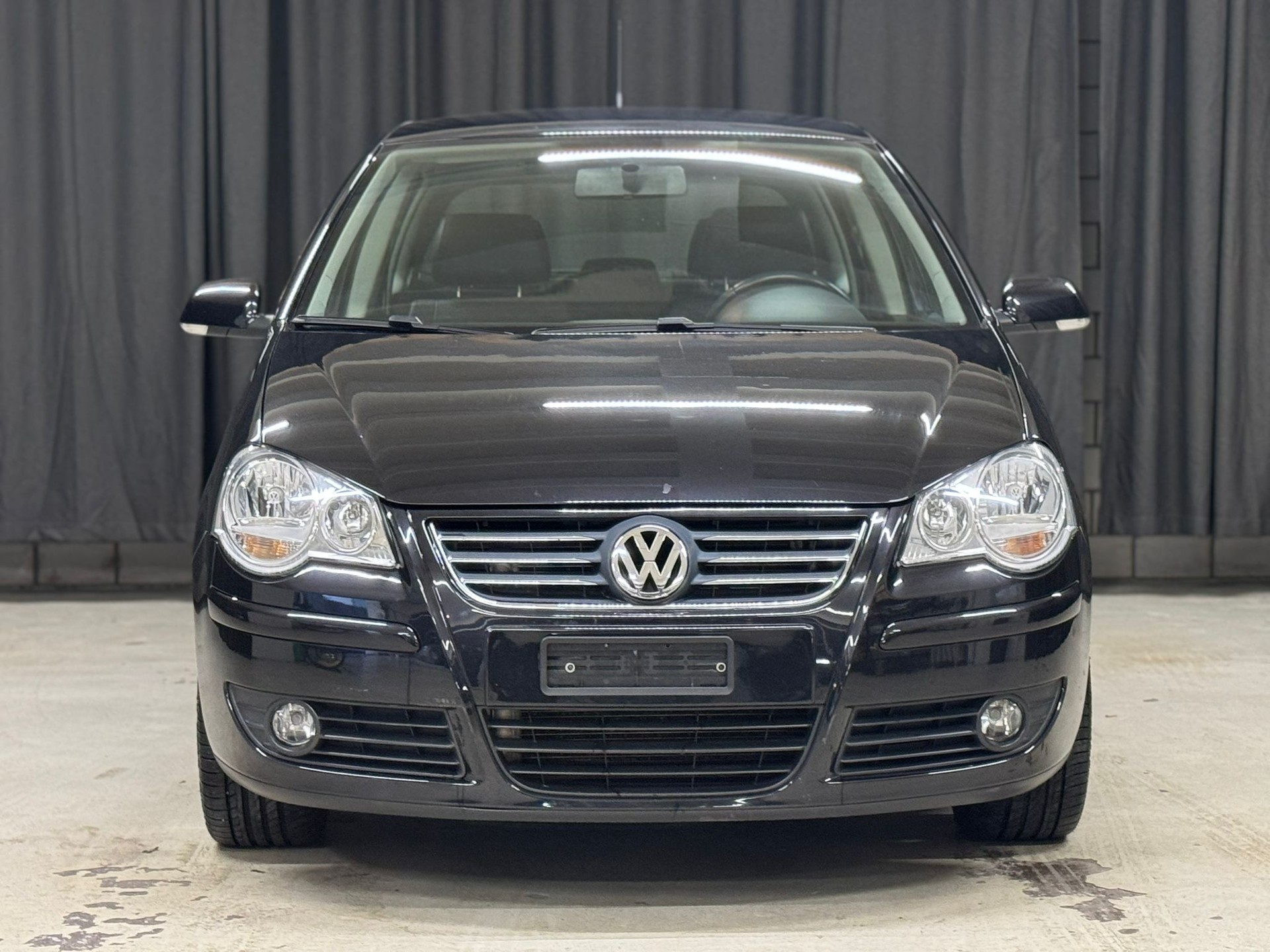 VW Polo 1.4 16V FSI Highline-image-2