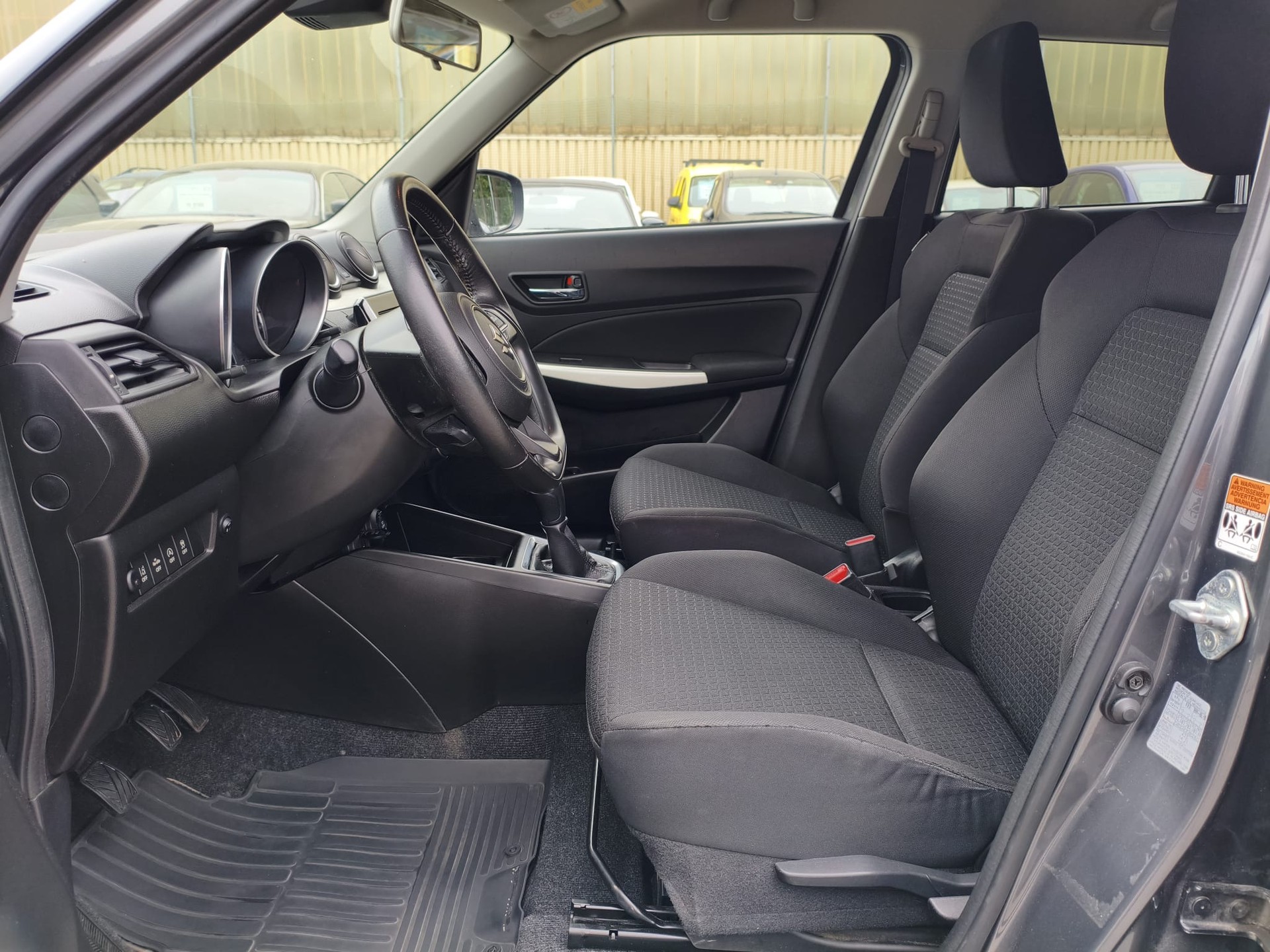 SUZUKI Swift 1.2i 16V SHVS Compact Top Hybrid Allgrip 4x4-image-8