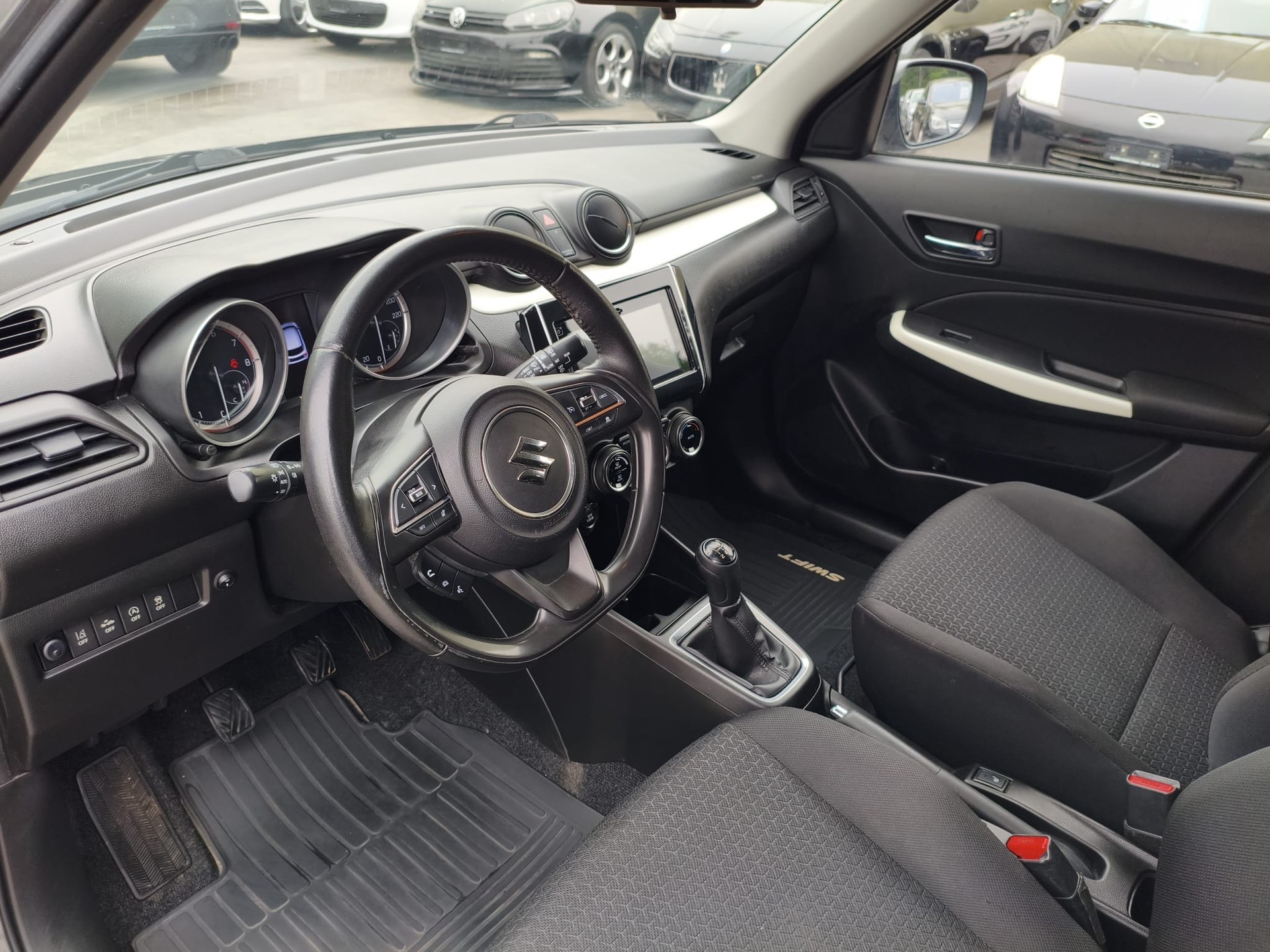 SUZUKI Swift 1.2i 16V SHVS Compact Top Hybrid Allgrip 4x4-image-10