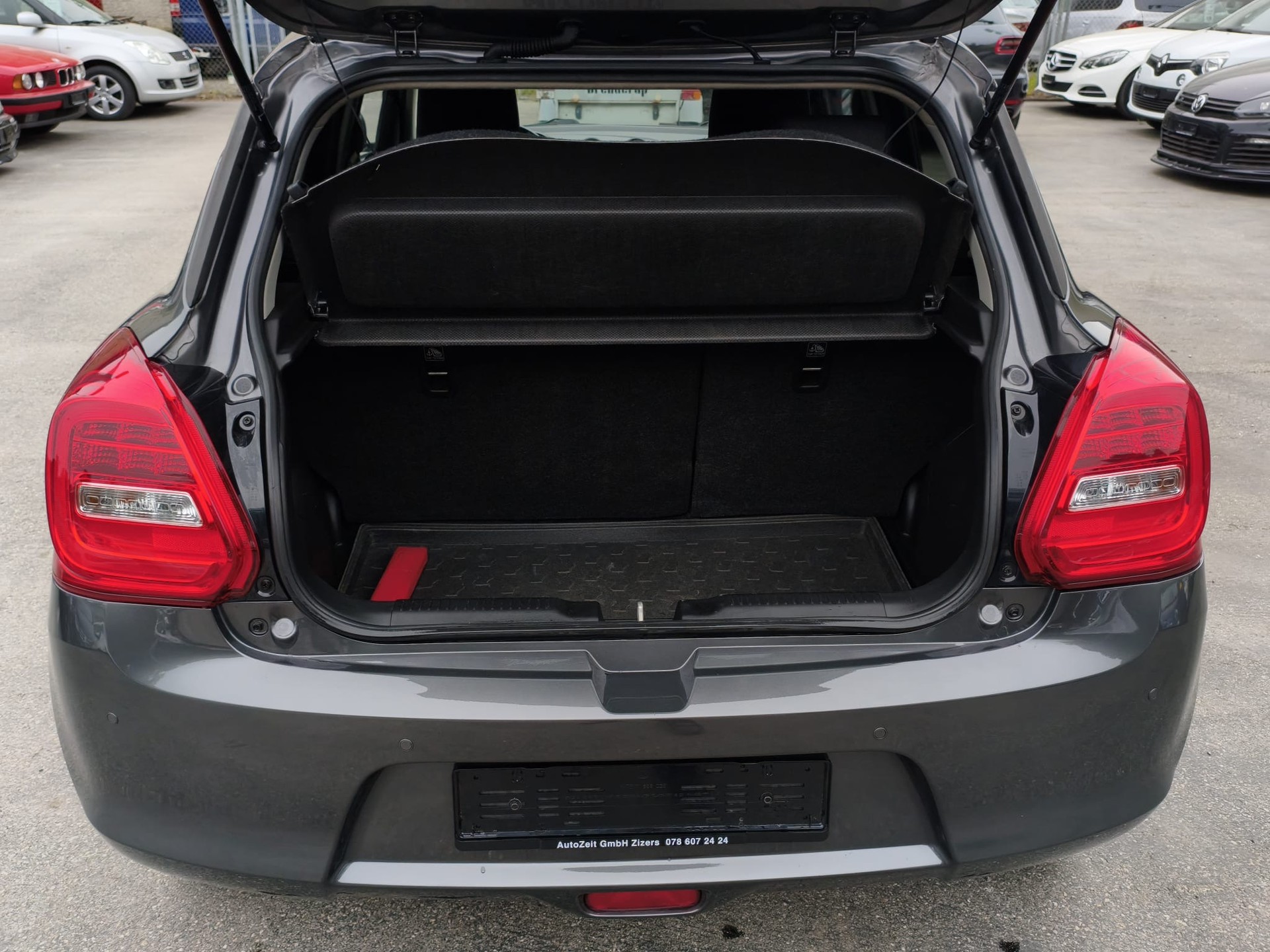 SUZUKI Swift 1.2i 16V SHVS Compact Top Hybrid Allgrip 4x4-image-4