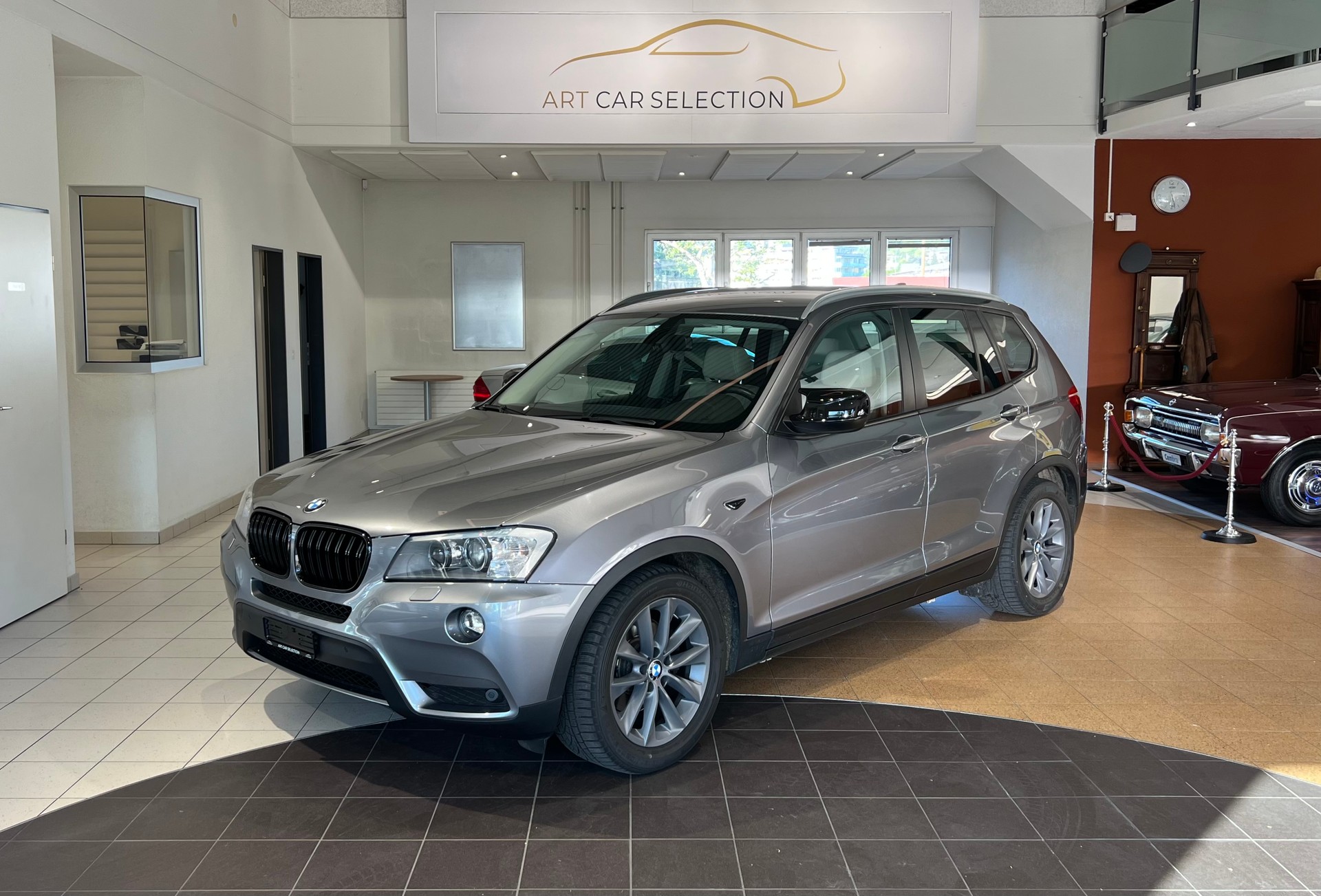 BMW X3 xDrive 35i Steptronic Automat *Schweizer Fahrzeug*-image-0
