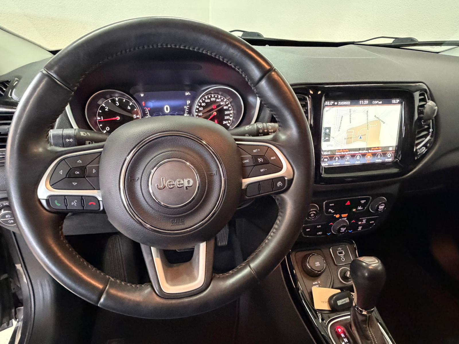 JEEP Compass 2.0CRD Limited AWD 9ATX-image-6