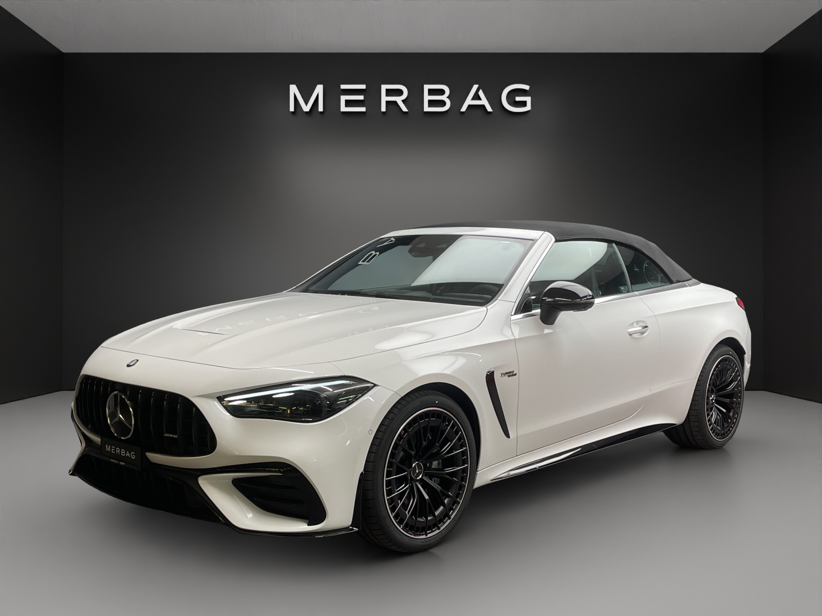 MERCEDES-BENZ AMG CLE 53 4MATIC+ Cabriolet-image-4