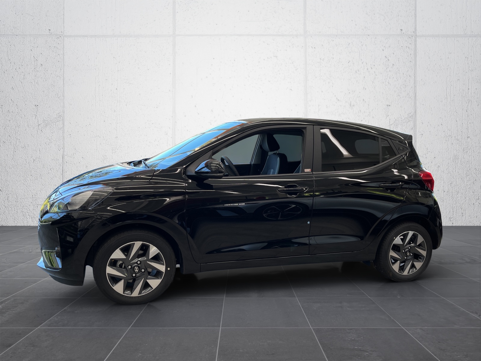 HYUNDAI i10 1.2 Amplia Aut.-image-2