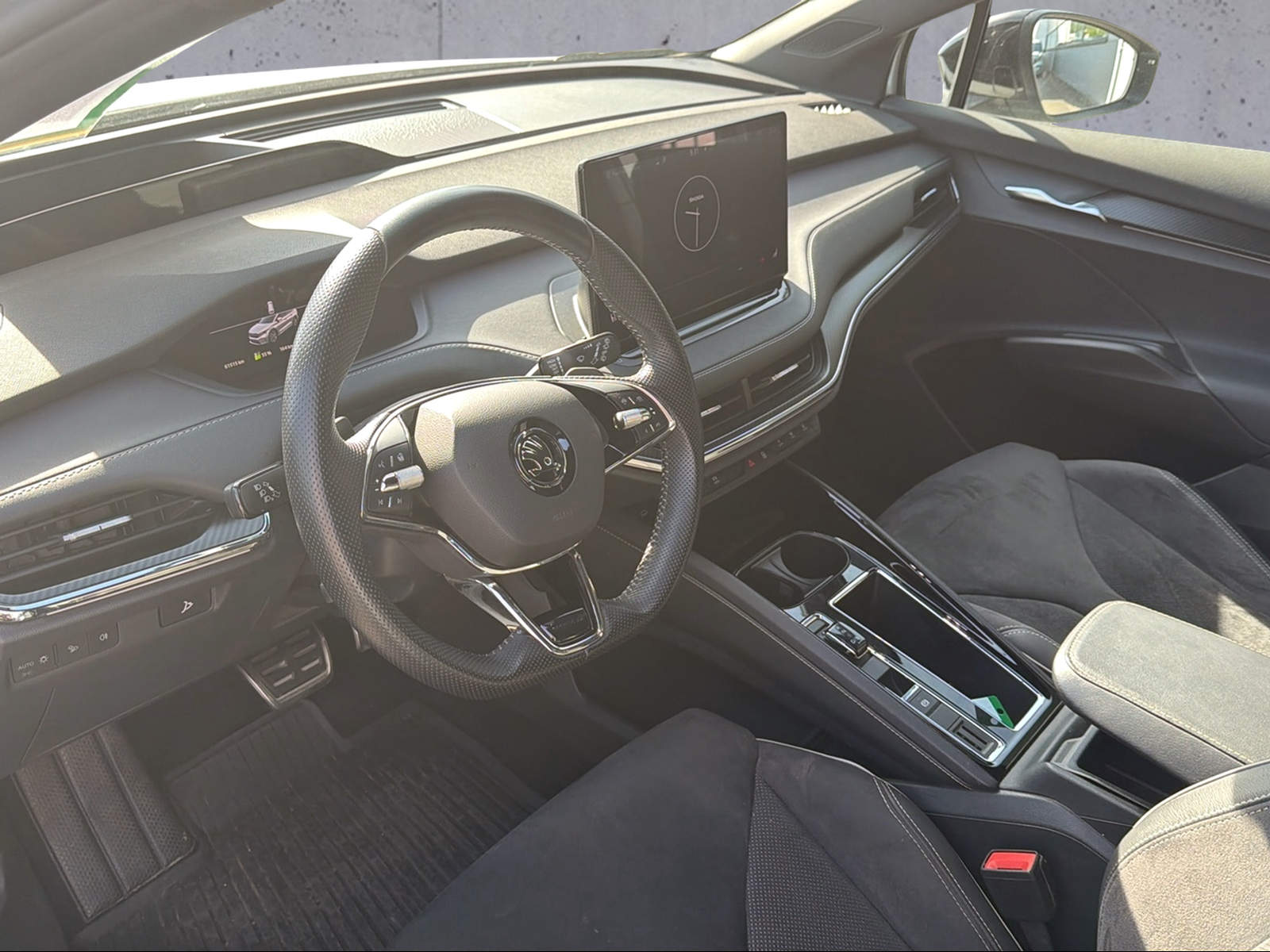 SKODA Enyaq iV 60 SportLine-image-2