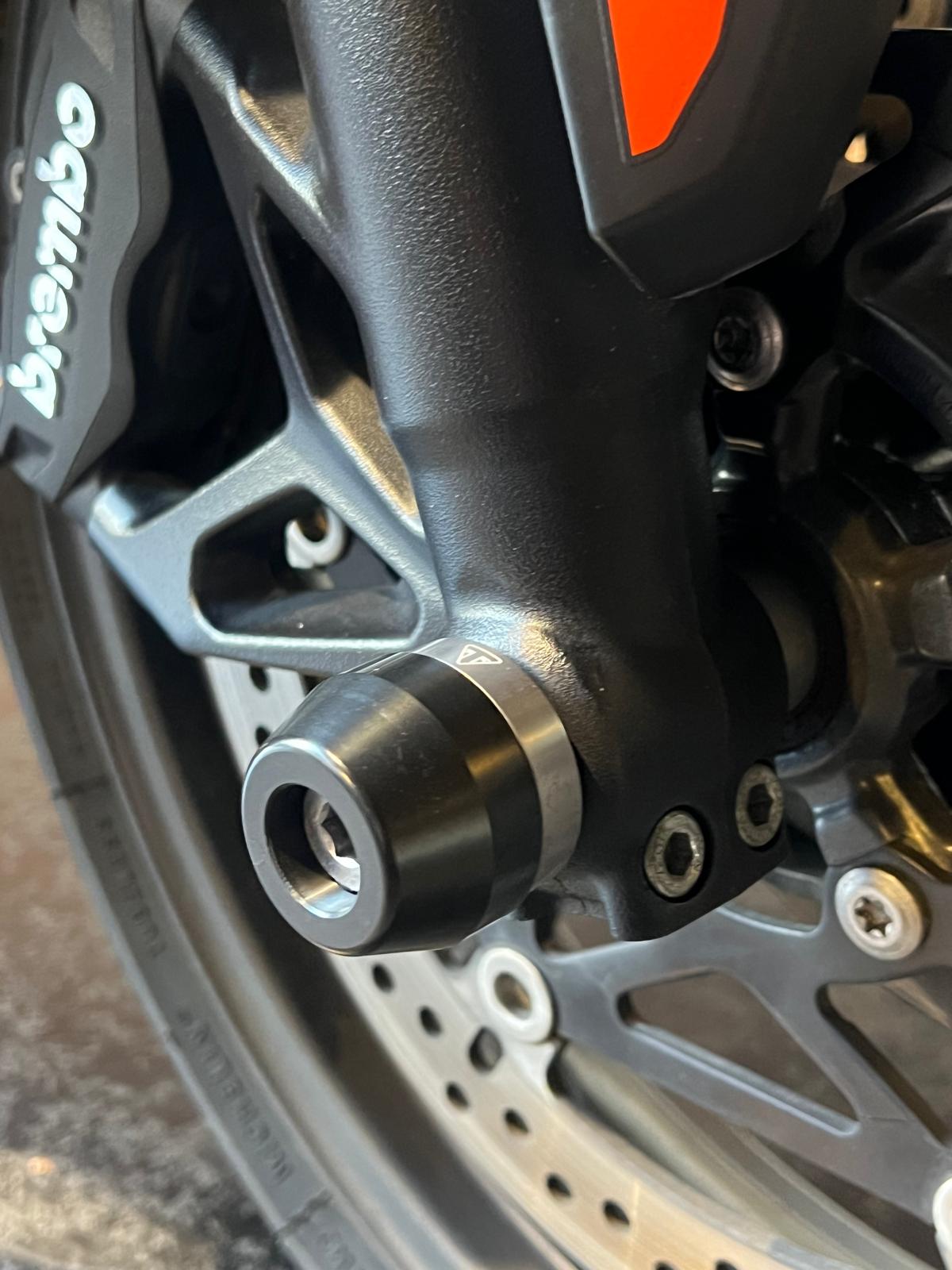 TRIUMPH Street Triple 765 R A2 (35kW)-image-7