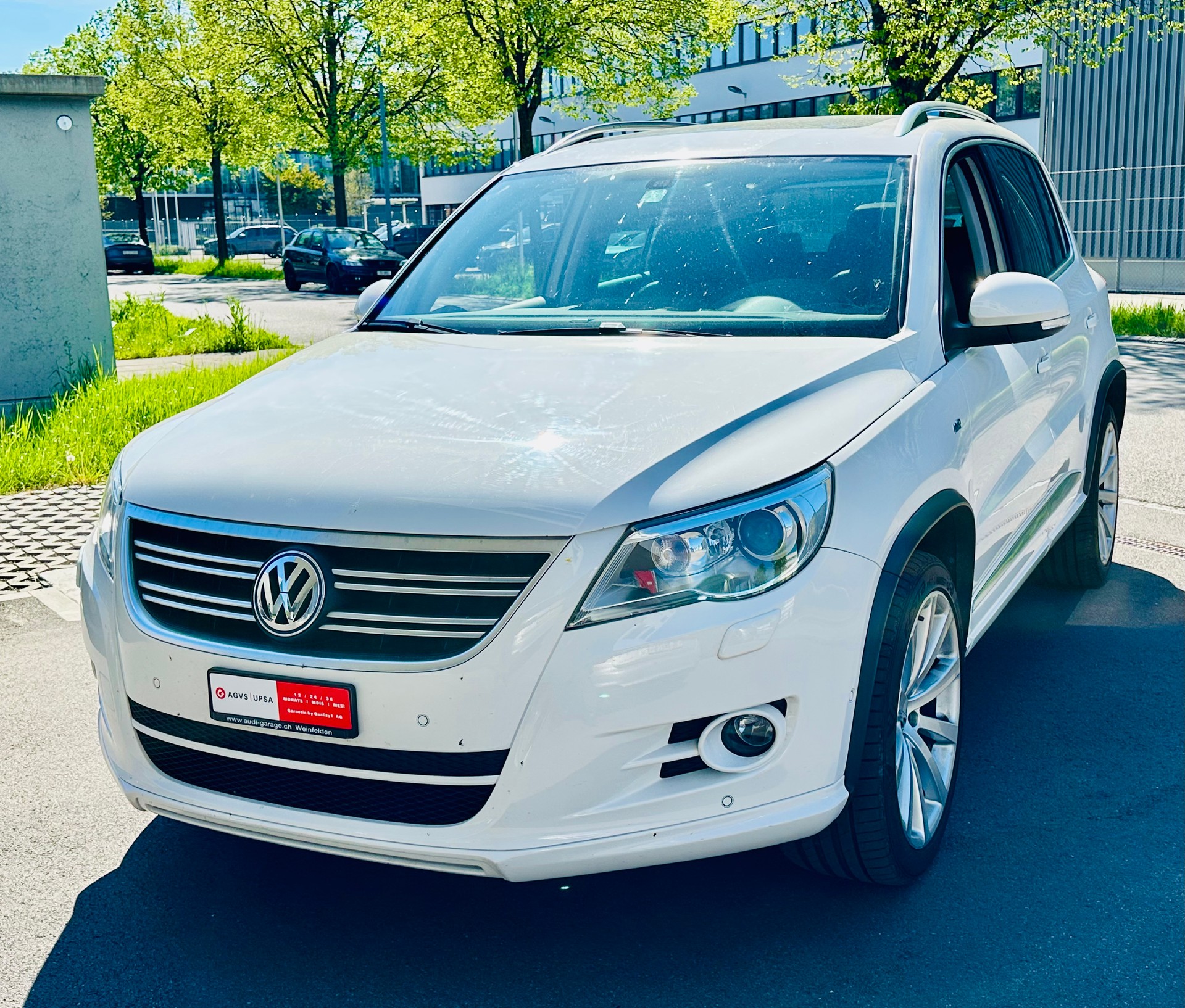 VW Tiguan 2.0 TSI Sport&Style-image-6