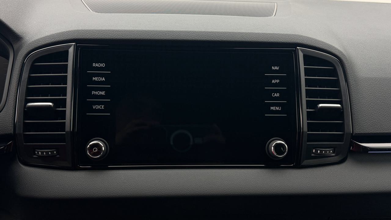 SKODA Karoq 2.0 TSI SportLine 4x4-image-7